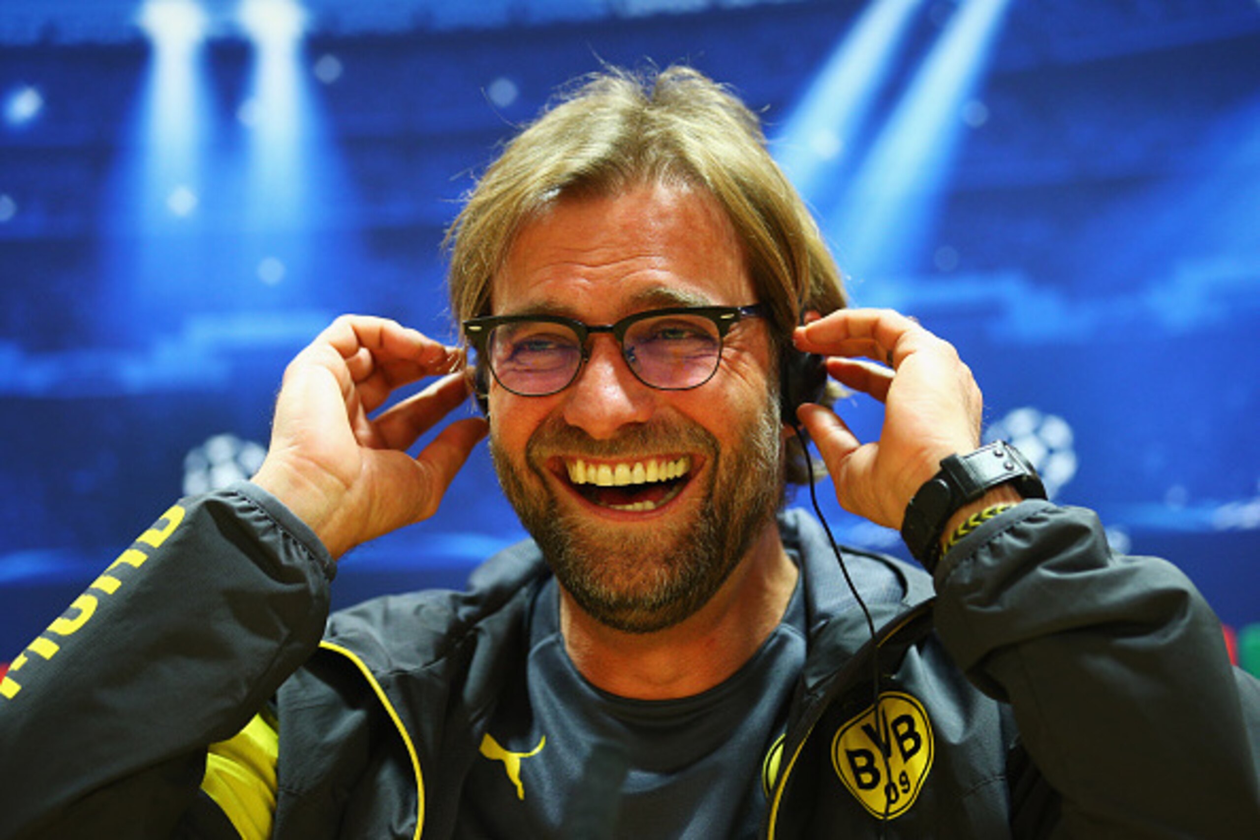 LONDON, ENGLAND - NOVEMBER 25:  Jurgen Klopp manager of Borussia Dortmund laughs during a Borussia Dortmund press conference, ahead of the UEFA Champions League Group D match against Arsenal, at Emirates Stadium on November 25, 2014 in London, England.  (