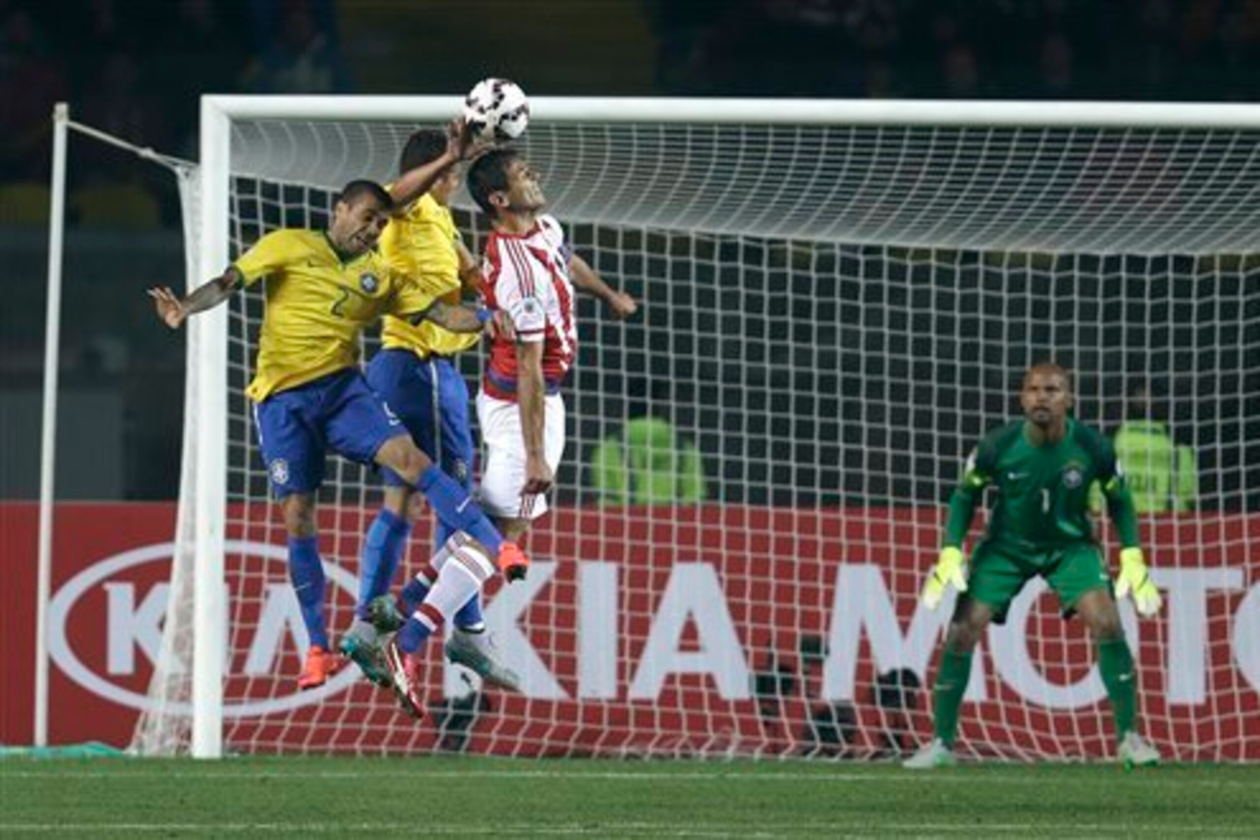 Thiago Silva's handball against Paraguay was entirely avoidable.