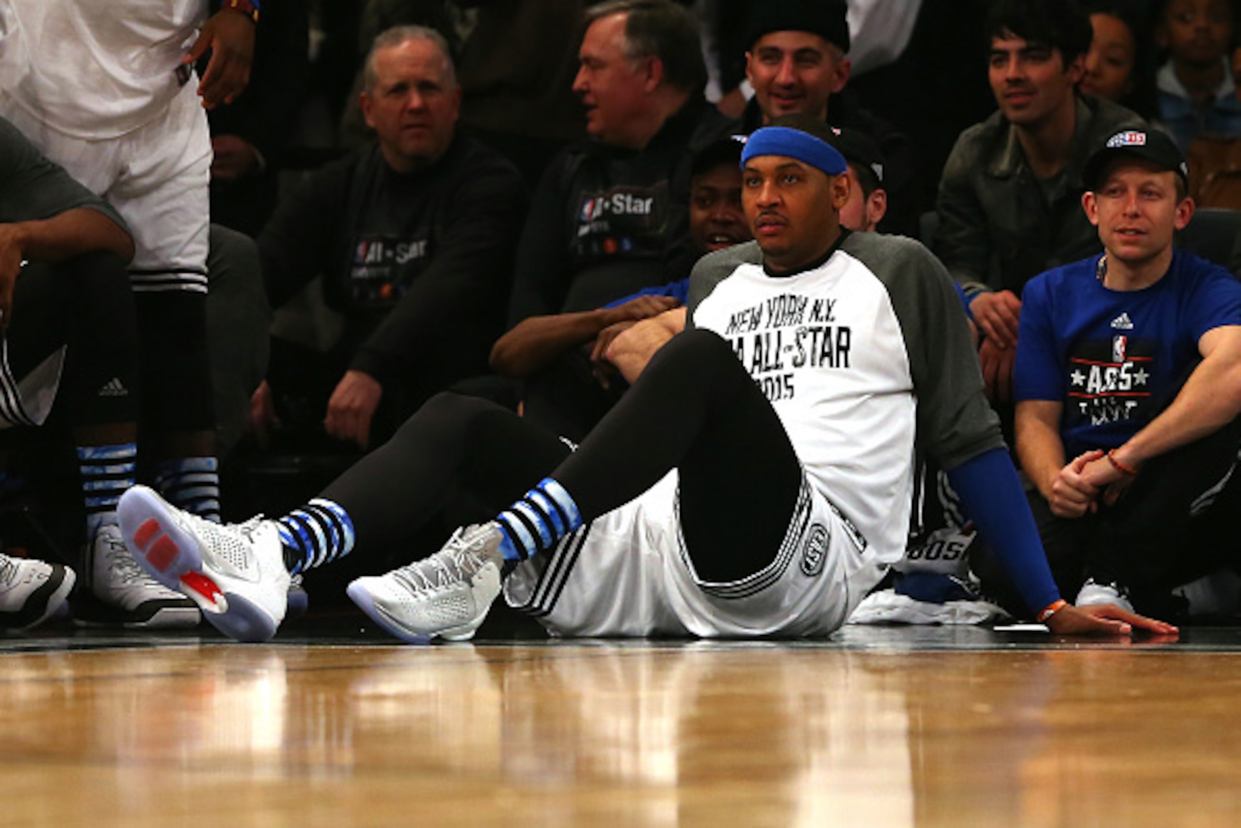 NEW YORK, NY - FEBRUARY 15:  Carmelo Anthony #7 of the New York Knicks and the Eastern Conference looks on during the 2015 NBA All-Star Game at Madison Square Garden on February 15, 2015 in New York City.  NOTE TO USER: User expressly acknowledges and agr