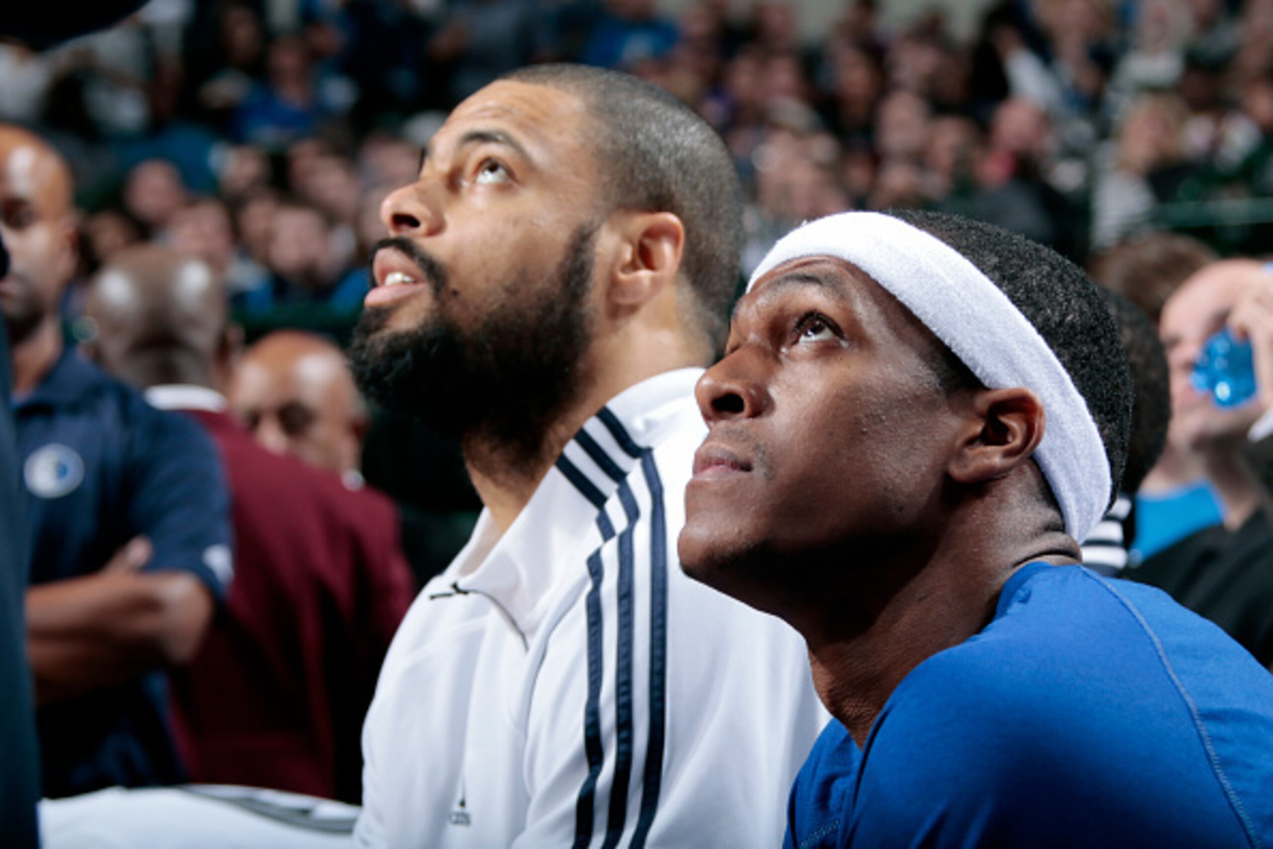 DALLAS, TX - DECEMBER 26: Rajon Rondo #9 and Tyson Chandler #6 of the Dallas Mavericks before a game against the Los Angeles Lakers on December 26, 2014 at the American Airlines Center in Dallas, Texas. NOTE TO USER: User expressly acknowledges and agrees DALLAS, TX - DECEMBER 26: Rajon Rondo #9 and Tyson Chandler #6 of the Dallas Mavericks before a game against the Los Angeles Lakers on December 26, 2014 at the American Airlines Center in Dallas, Texas. NOTE TO USER: User expressly acknowledges and agrees