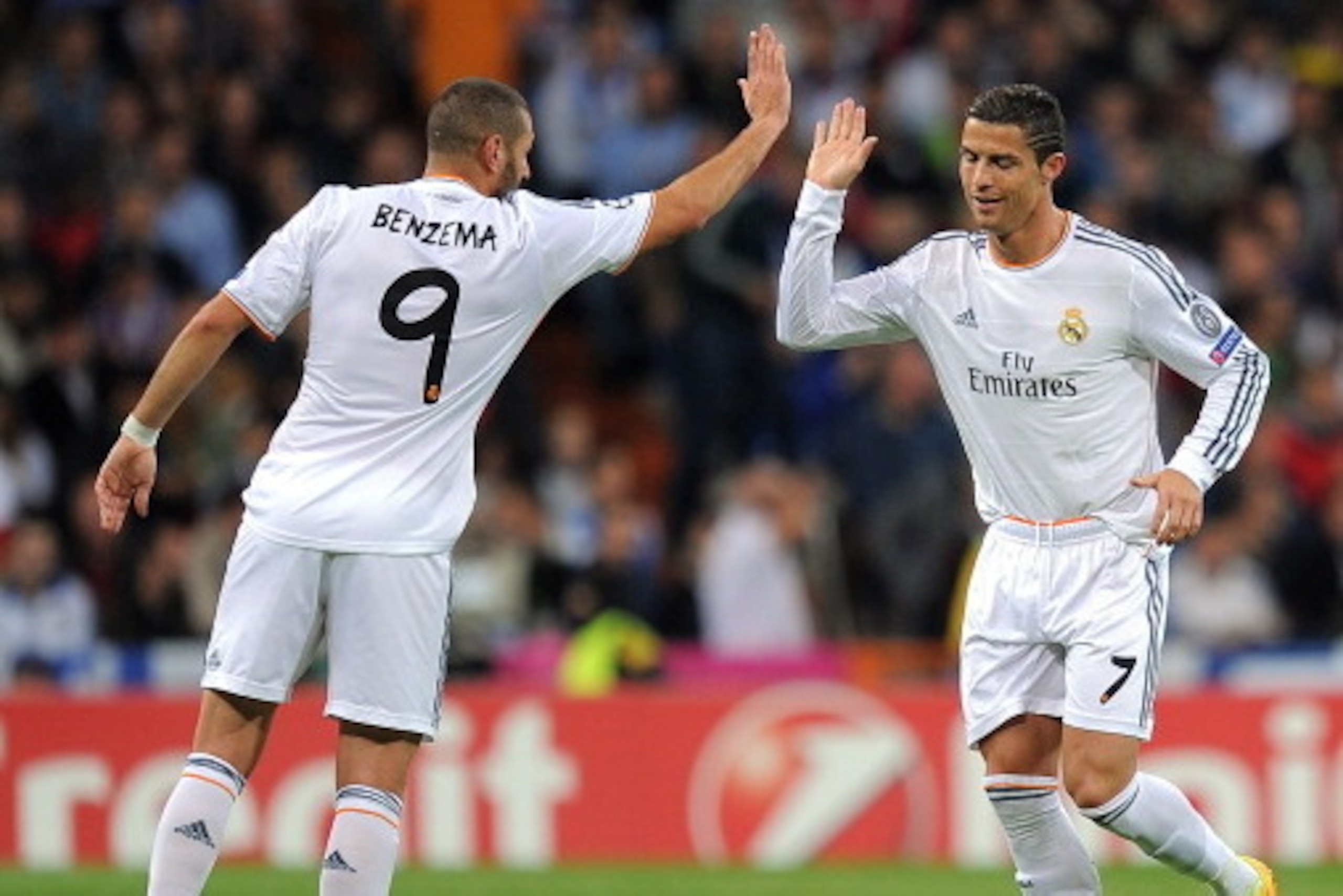 MADRID, SPAIN - OCTOBER 23: Cristiano Ronaldo (R) of Real Madrid CF celebrates with Karim Benzema after scoring Real's 2nd goal during the UEFA Champions League Group B match between Real Madrid CF and Juventus at Estadio Santiago Bernabeu on October 23 MADRID, SPAIN - OCTOBER 23: Cristiano Ronaldo (R) of Real Madrid CF celebrates with Karim Benzema after scoring Real's 2nd goal during the UEFA Champions League Group B match between Real Madrid CF and Juventus at Estadio Santiago Bernabeu on October 23
