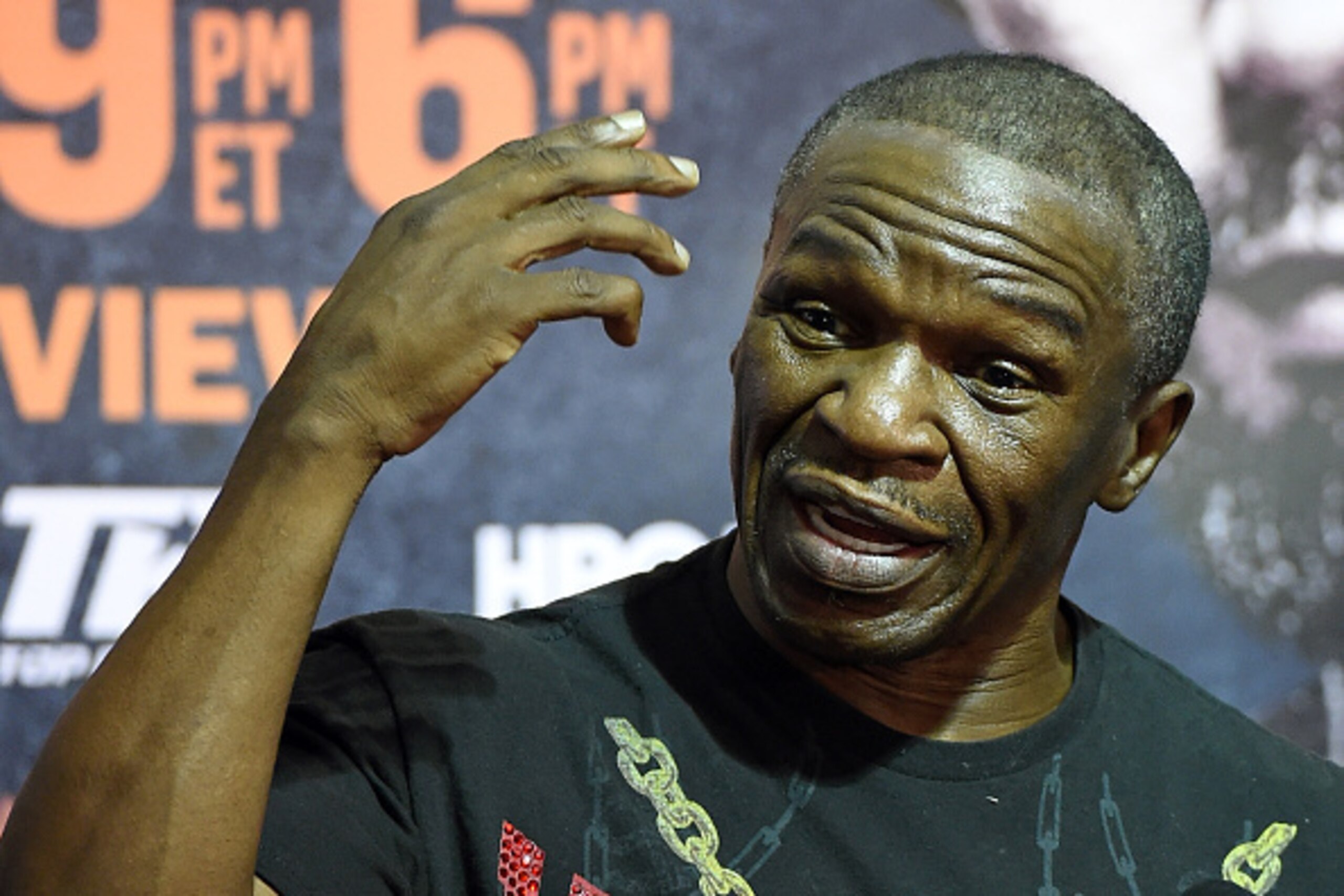 LAS VEGAS, NV - APRIL 30: WBC/WBA welterweight champion Floyd Mayweather Jr's. trainer and father Floyd Mayweather Sr. speaks during a news conference ahead of the unification fight between his son and WBO welterweight champion Manny Pacquiao at MGM Gran LAS VEGAS, NV - APRIL 30: WBC/WBA welterweight champion Floyd Mayweather Jr's. trainer and father Floyd Mayweather Sr. speaks during a news conference ahead of the unification fight between his son and WBO welterweight champion Manny Pacquiao at MGM Gran