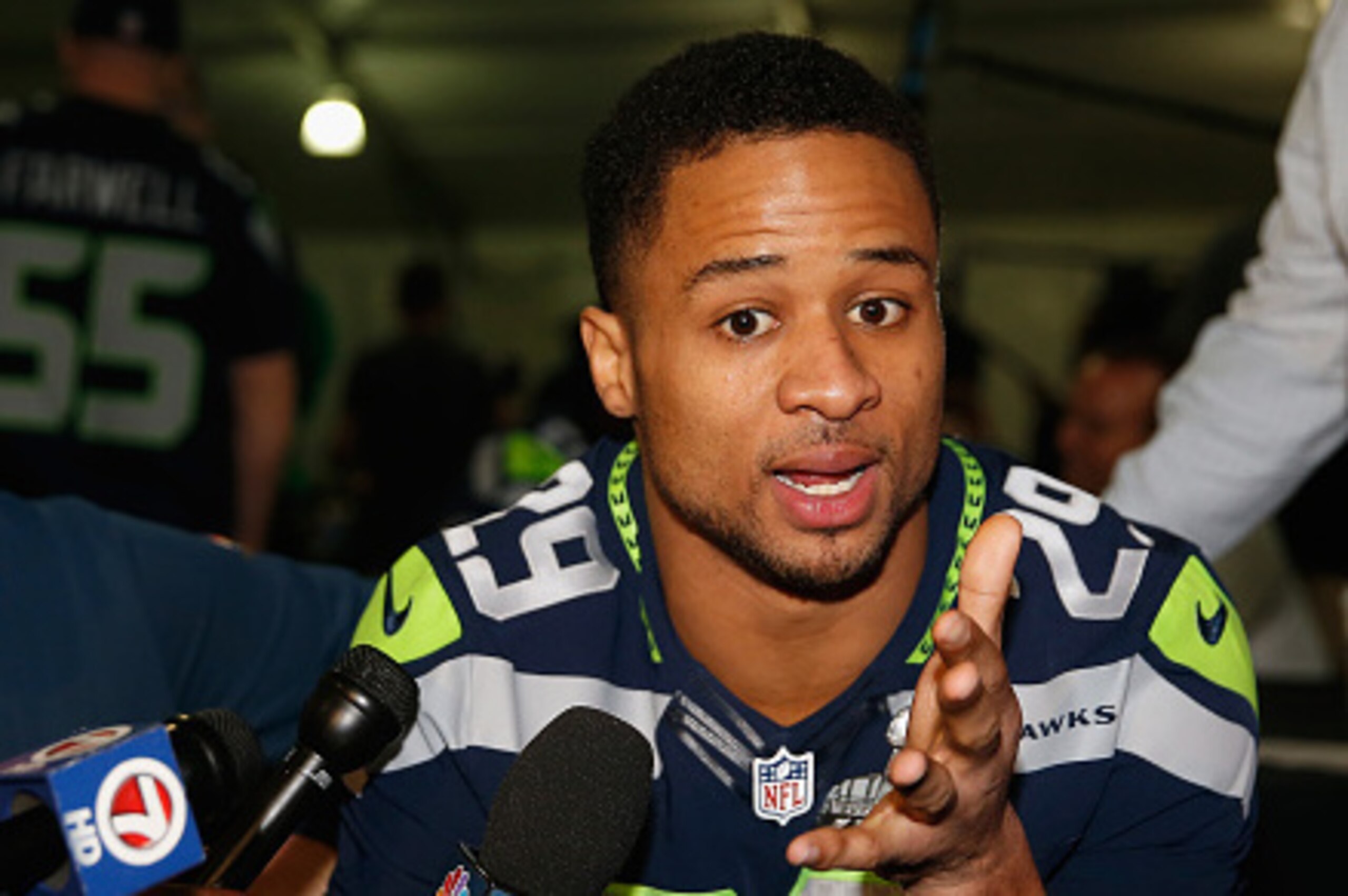 CHANDLER, AZ - JANUARY 29: Free safety Earl Thomas #29 of the Seattle Seahawks speaks during a Super Bowl XLIX media availability at the Arizona Grand Hotel on January 29, 2015 in Chandler, Arizona. (Photo by Christian Petersen/Getty Images) CHANDLER, AZ - JANUARY 29: Free safety Earl Thomas #29 of the Seattle Seahawks speaks during a Super Bowl XLIX media availability at the Arizona Grand Hotel on January 29, 2015 in Chandler, Arizona. (Photo by Christian Petersen/Getty Images)