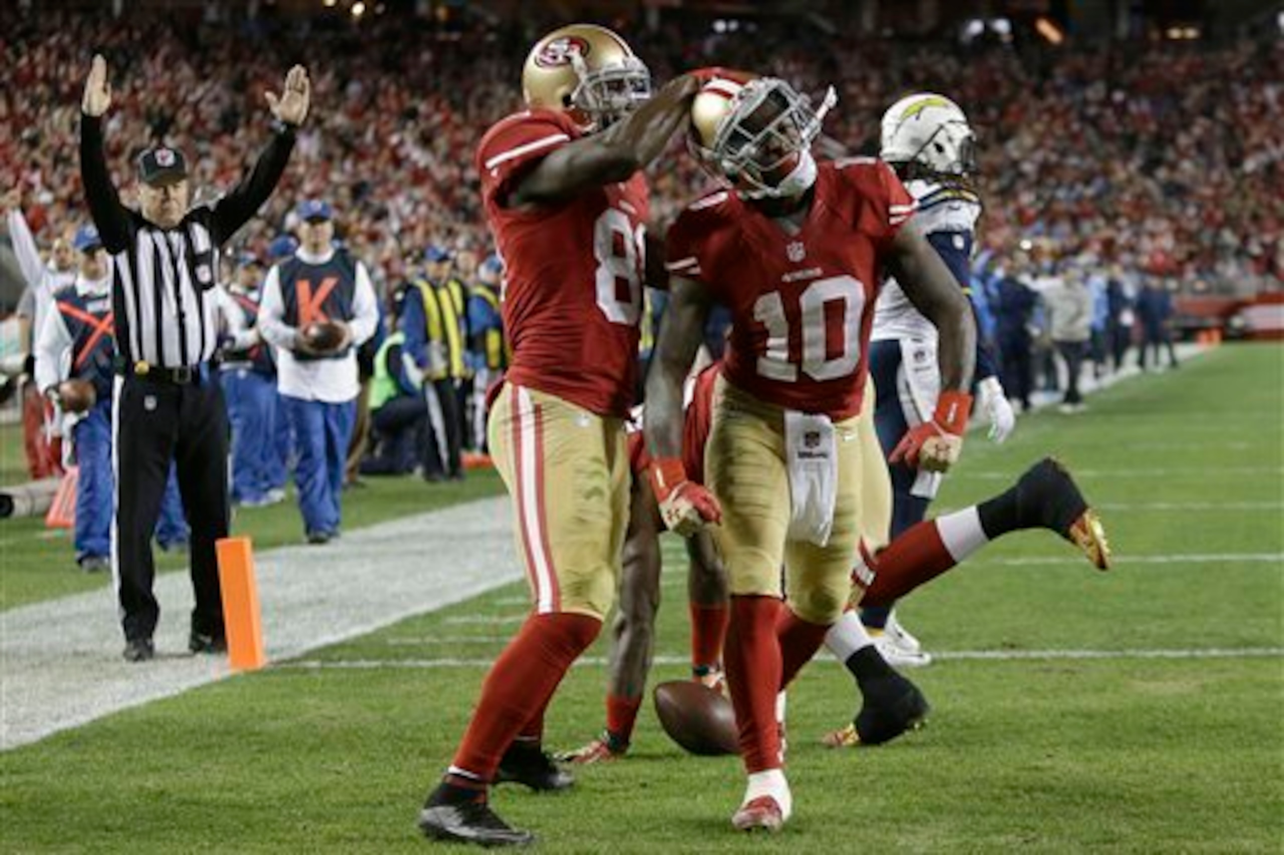 Ellington had some notable scoring moments in 2015, including this touchdown against San Diego in Week 16.