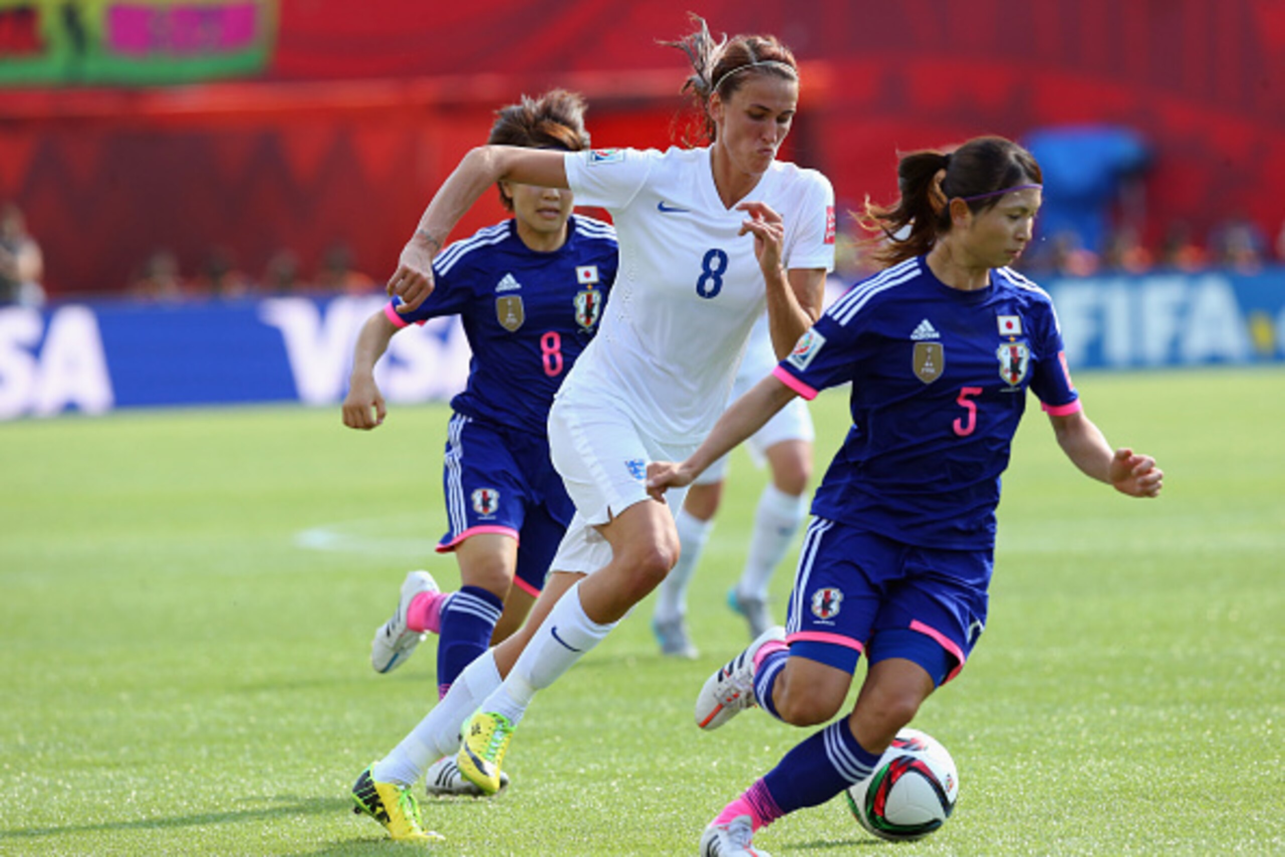 EDMONTON, AB - JULY 01:  Jill Scott of England in action against Japan during the FIFA Women's World Cup Canada 2015 Semi Final match at Commonwealth Stadium on July 1, 2015 in Edmonton, Canada.  (Photo by Ronald Martinez/Getty Images)