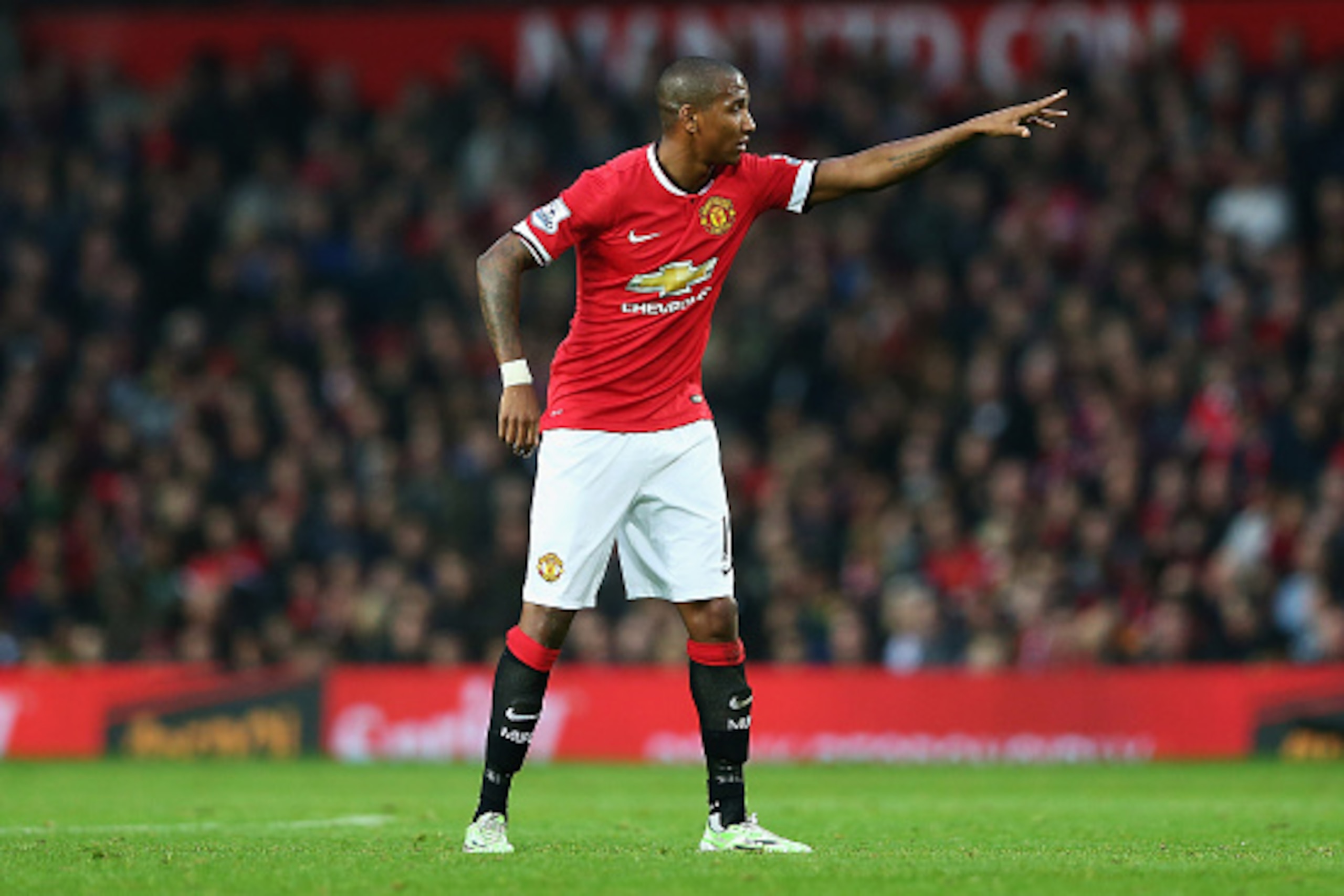 MANCHESTER, ENGLAND - NOVEMBER 29:  Ashley Young of Manchester United in action during the Barclays Premier League match between Manchester United and Hull City at Old Trafford on November 29, 2014 in Manchester, England.  (Photo by Matthew Lewis/Getty Im