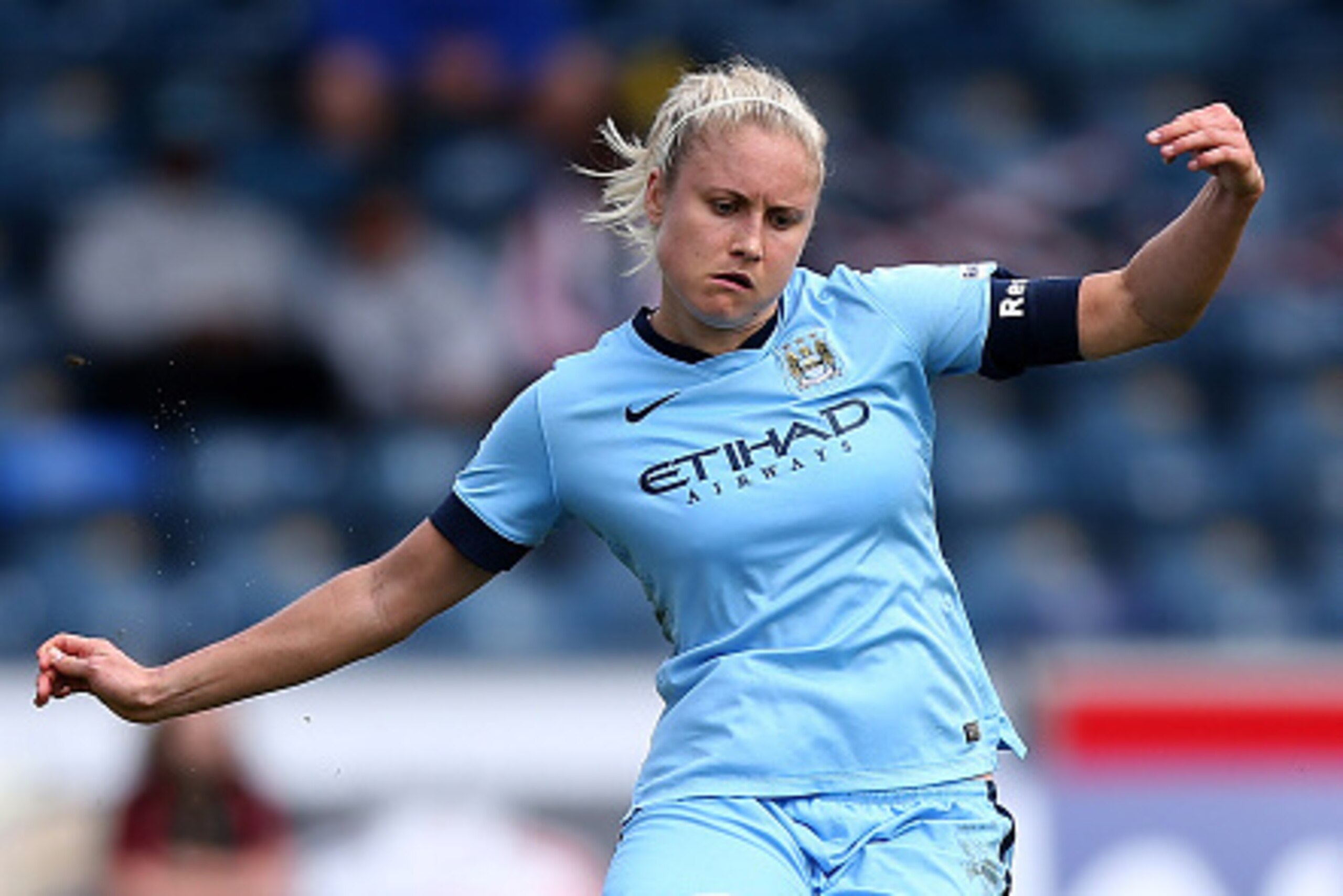 HIGH WYCOMBE, ENGLAND - MAY 04:  Steph Houghton of Manchester City in action during the Women's FA Cup Semi Final match between Chelsea Ladies and Manchester City Women at Adams Park on May 4, 2015 in High Wycombe, England.  (Photo by Ben Hoskins/Getty Im
