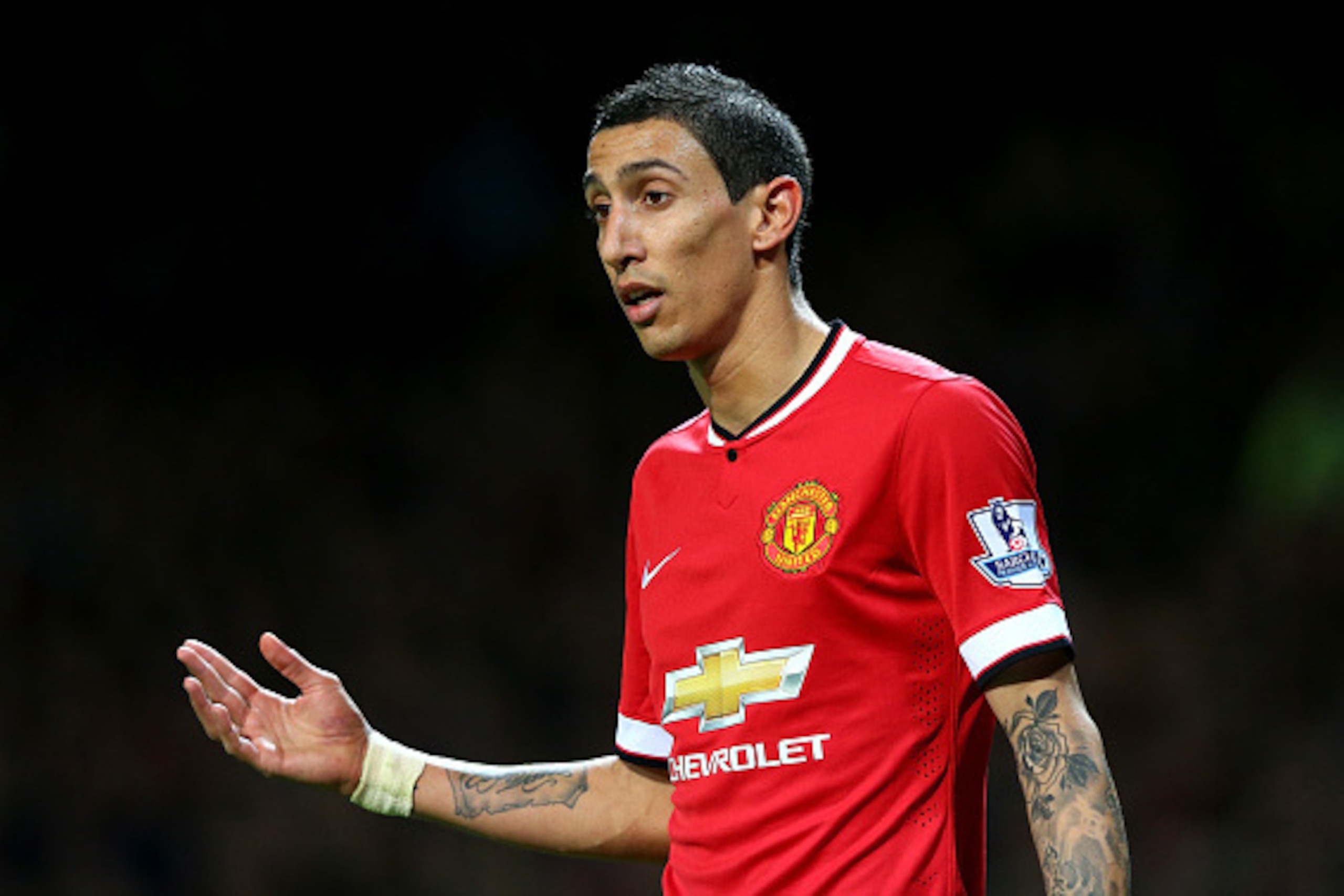 MANCHESTER, ENGLAND - OCTOBER 26:  Angel Di Maria of Manchester United gestures during the Barclays Premier League match between Manchester United and Chelsea at Old Trafford on October 26, 2014 in Manchester, England.  (Photo by Alex Livesey/Getty Images