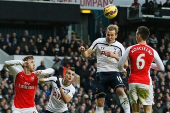 Kane's ability in the air would compensate for Berahino's lack of it.