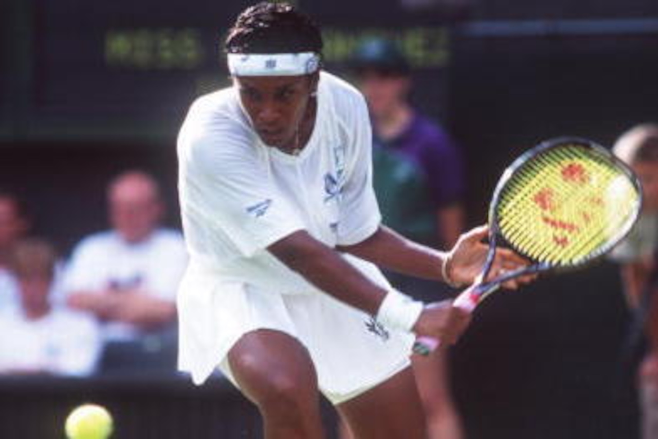 27 JUN 1994:  ZINA GARRISON JACKSON PLAYS A GROUND STROKE DURING HER 7-5 4-6 6-3 VICTORY OVER ARANTXA SANCHEX VICARIO AT THE 1994 WIMBLEDON CHAMPIONSHIPS. Mandatory Credit: Clive Brunskill/ALLSPORT