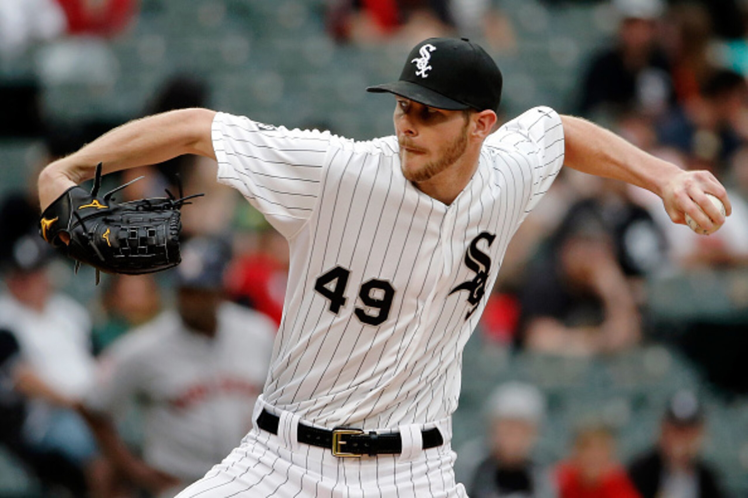 CHICAGO, IL - JUNE 8: Chris Sale #49 of the Chicago White Sox pitches against the Houston Astros during the first inning on June 8, 2015 at U.S. Cellular Field in Chicago, IL. (Photo by Jon Durr/Getty Images)