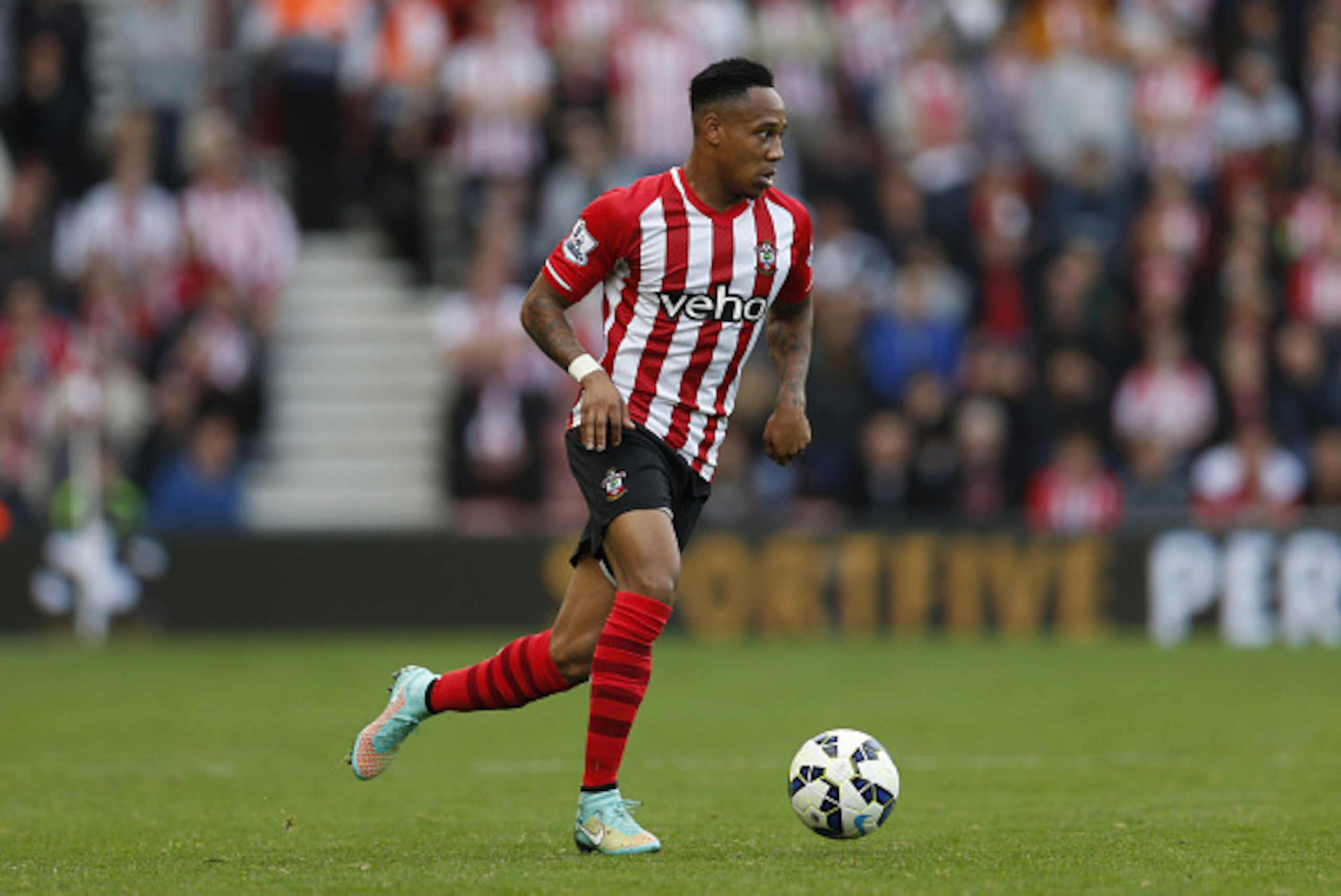 SOUTHAMPTON, ENGLAND - OCTOBER 18: Nathaniel Clyne of Southampton in action during the Barclays Premier League match between Southampton and Sunderland at St Mary's Stadium on October 18, 2014 in Southampton, England. (Photo by Steve Bardens/Getty Images) SOUTHAMPTON, ENGLAND - OCTOBER 18: Nathaniel Clyne of Southampton in action during the Barclays Premier League match between Southampton and Sunderland at St Mary's Stadium on October 18, 2014 in Southampton, England. (Photo by Steve Bardens/Getty Images)