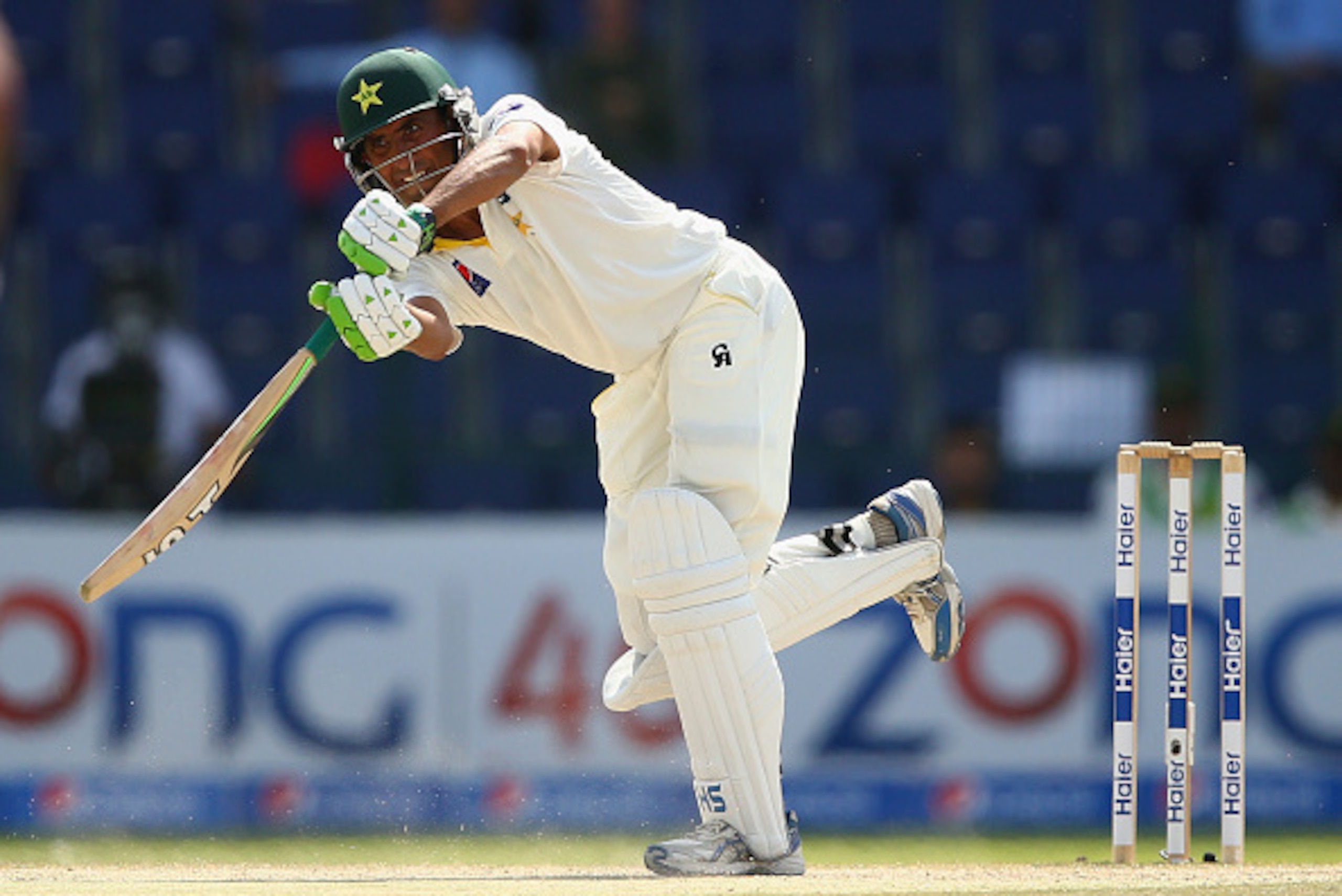 ABU DHABI, UNITED ARAB EMIRATES - NOVEMBER 02:  Younis Khan of Pakistan bats during Day Four of the Second Test between Pakistan and Australia at Sheikh Zayed Stadium on November 2, 2014 in Abu Dhabi, United Arab Emirates.  (Photo by Ryan Pierse/Getty Ima