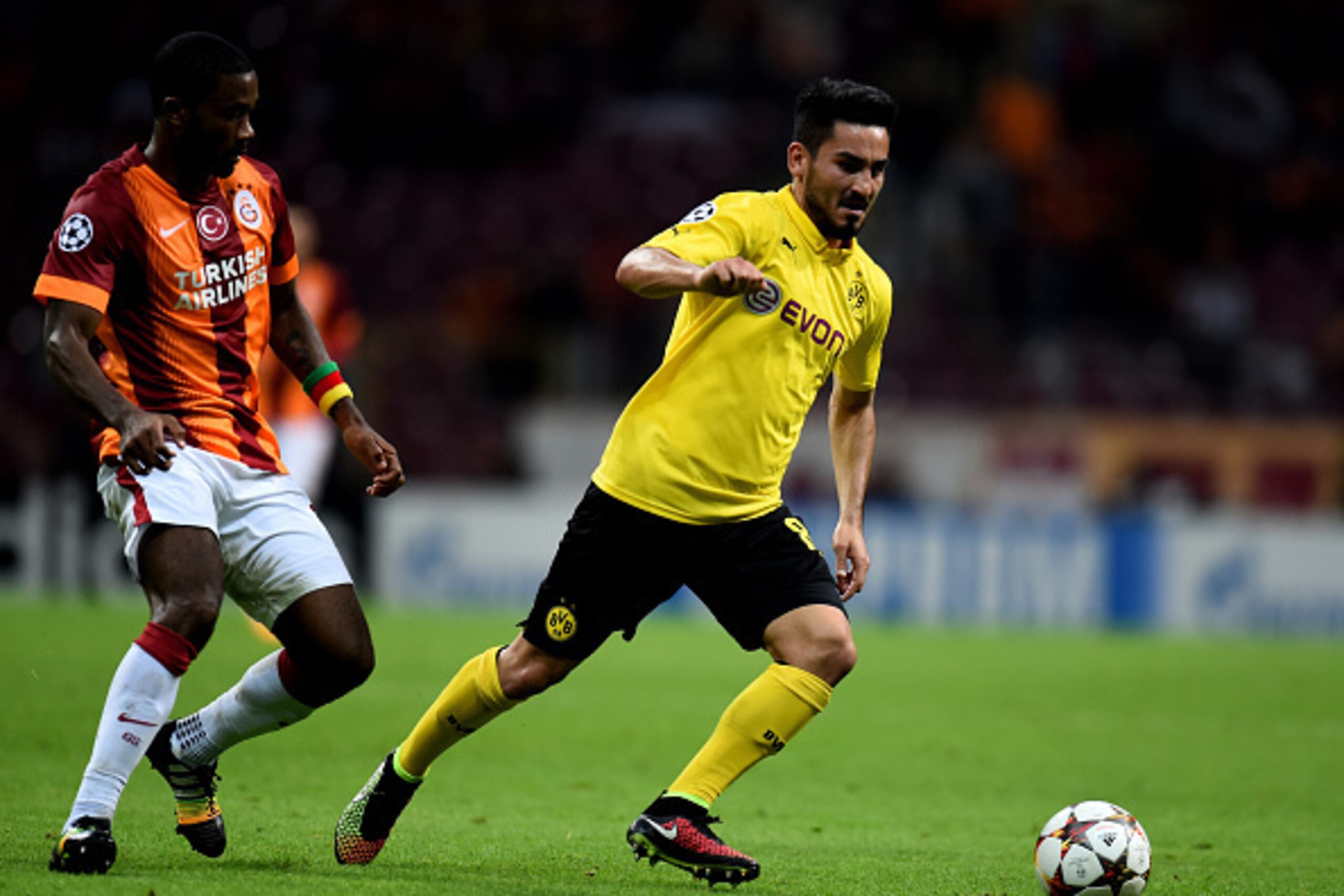 ISTANBUL, TURKEY - OCTOBER 22: Ilkay Gundogan of Borussia Dortmund runs with the ball during UEFA Champions League Group D match between Galatasaray and Borussia Dortmund at Turk Telekom Arena on October 22, 2014 in Istanbul, Turkey.  (Photo by Lars Baron