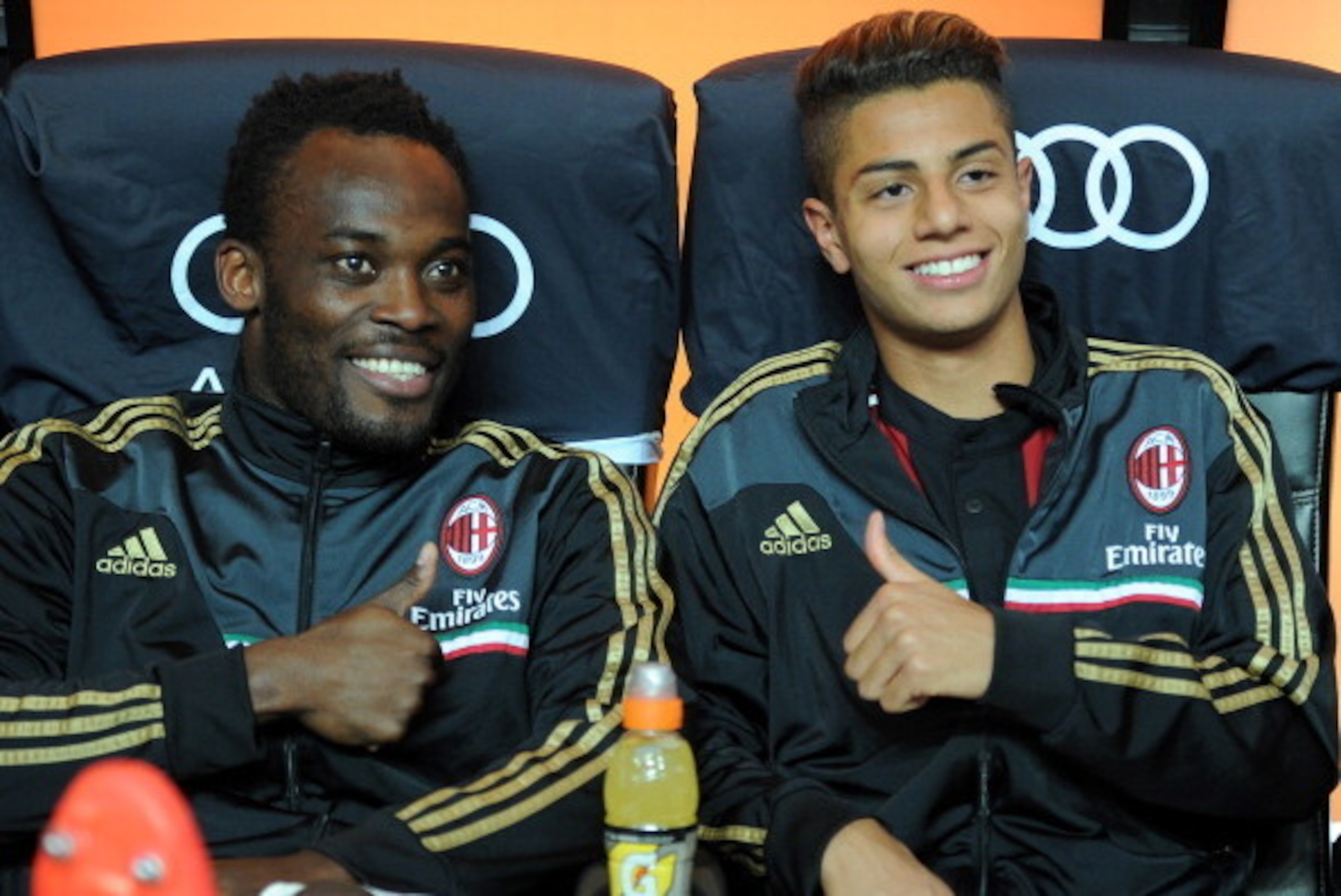 MILAN, ITALY - MAY 18: Michael Essien (L) and Hachim Mastour of AC Milan prior to the Serie A match between AC Milan and US Sassuolo Calcio at San Siro Stadium on May 18, 2014 in Milan, Italy. (Photo by Claudio Villa/Getty Images) MILAN, ITALY - MAY 18: Michael Essien (L) and Hachim Mastour of AC Milan prior to the Serie A match between AC Milan and US Sassuolo Calcio at San Siro Stadium on May 18, 2014 in Milan, Italy. (Photo by Claudio Villa/Getty Images)