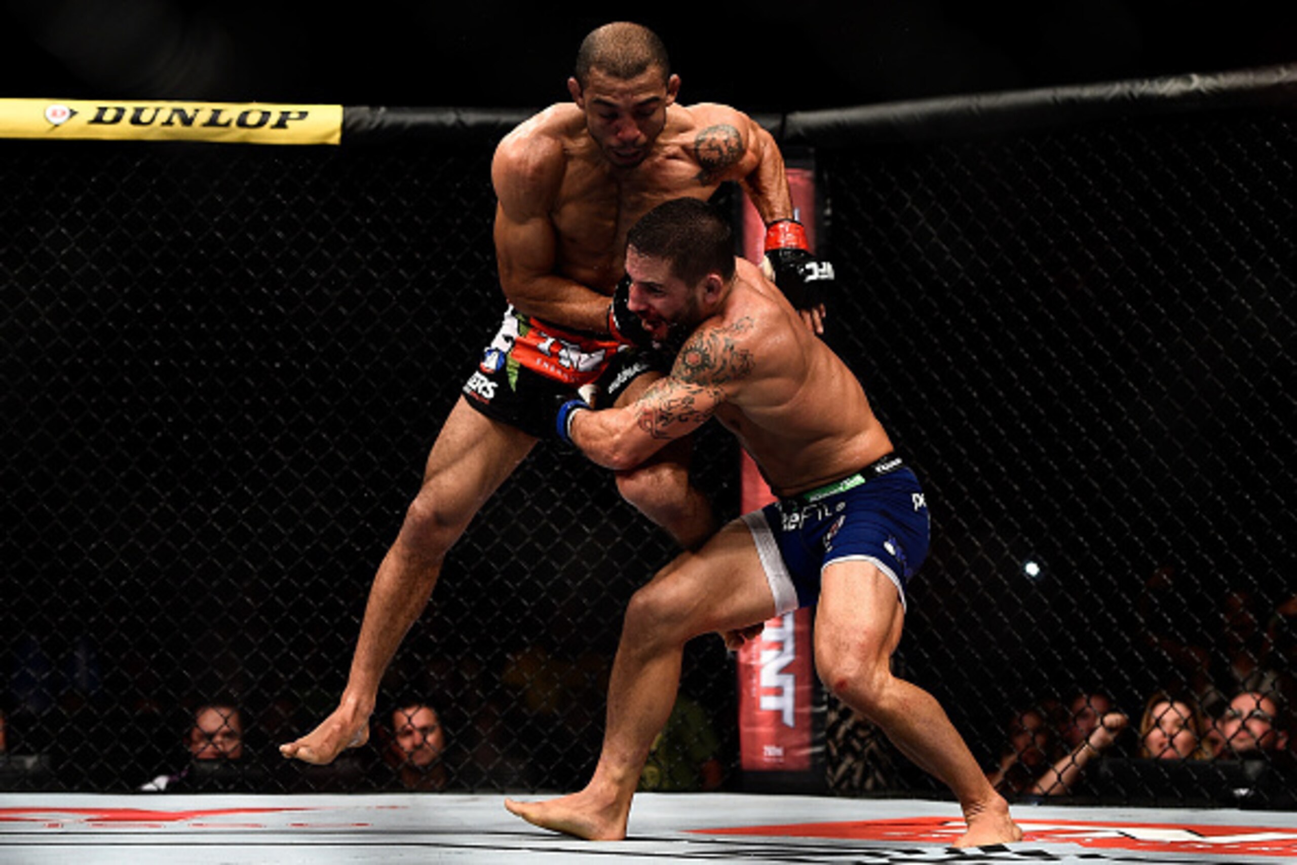 RIO DE JANEIRO, BRAZIL - OCTOBER 25: Chad Mendes of the United States takes down Jose Aldo of Brazil in their featherweight championship bout during the UFC 179 event at Maracanazinho on October 25, 2014 in Rio de Janeiro, Brazil. (Photo by Buda Mendes/Ge RIO DE JANEIRO, BRAZIL - OCTOBER 25: Chad Mendes of the United States takes down Jose Aldo of Brazil in their featherweight championship bout during the UFC 179 event at Maracanazinho on October 25, 2014 in Rio de Janeiro, Brazil. (Photo by Buda Mendes/Ge