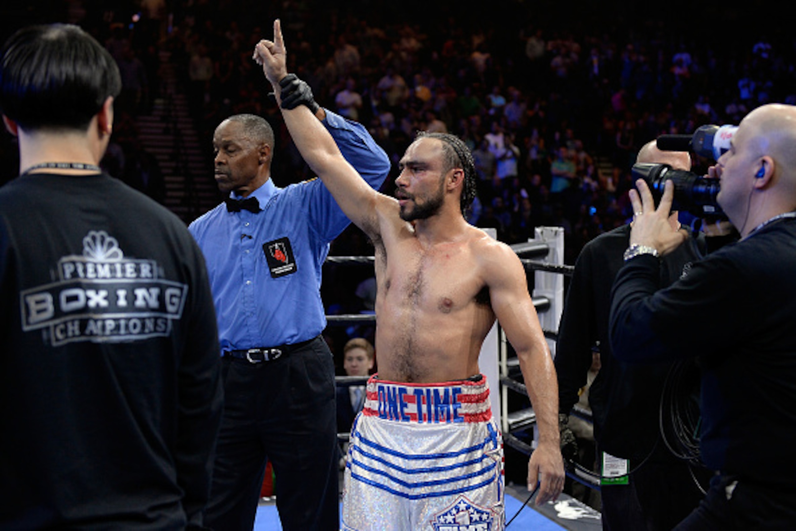 LAS VEGAS, NV - MARCH 07: Keith Thurman celebrates after defeating Robert Guerero during a Premier Boxing Champions bout in the MGM Grand Garden Arena on March 7, 2015 in Las Vegas, Nevada. (Photo by Harry How/Getty Images) LAS VEGAS, NV - MARCH 07: Keith Thurman celebrates after defeating Robert Guerero during a Premier Boxing Champions bout in the MGM Grand Garden Arena on March 7, 2015 in Las Vegas, Nevada. (Photo by Harry How/Getty Images)