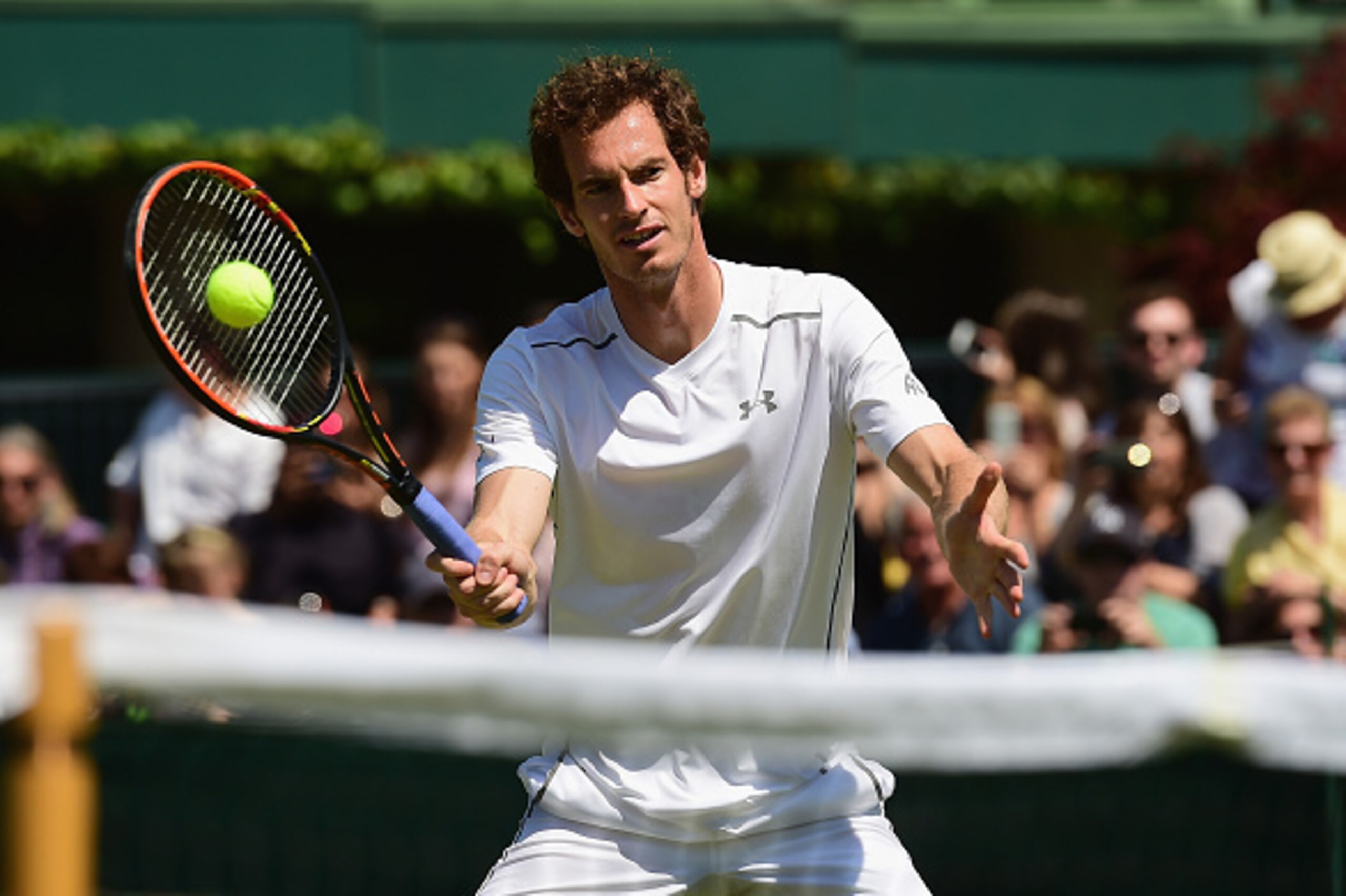 LONDON, ENGLAND - JULY 09:  Andy Murray of Great Britain warms up on day ten of the Wimbledon Lawn Tennis Championships at the All England Lawn Tennis and Croquet Club on July 9, 2015 in London, England.  (Photo by Shaun Botterill/Getty Images)