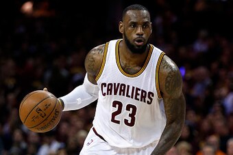 CLEVELAND, OH - JUNE 16:  LeBron James #23 of the Cleveland Cavaliers drives against the Golden State Warriors during Game Six of the 2015 NBA Finals at Quicken Loans Arena on June 16, 2015 in Cleveland, Ohio. NOTE TO USER: User expressly acknowledges and