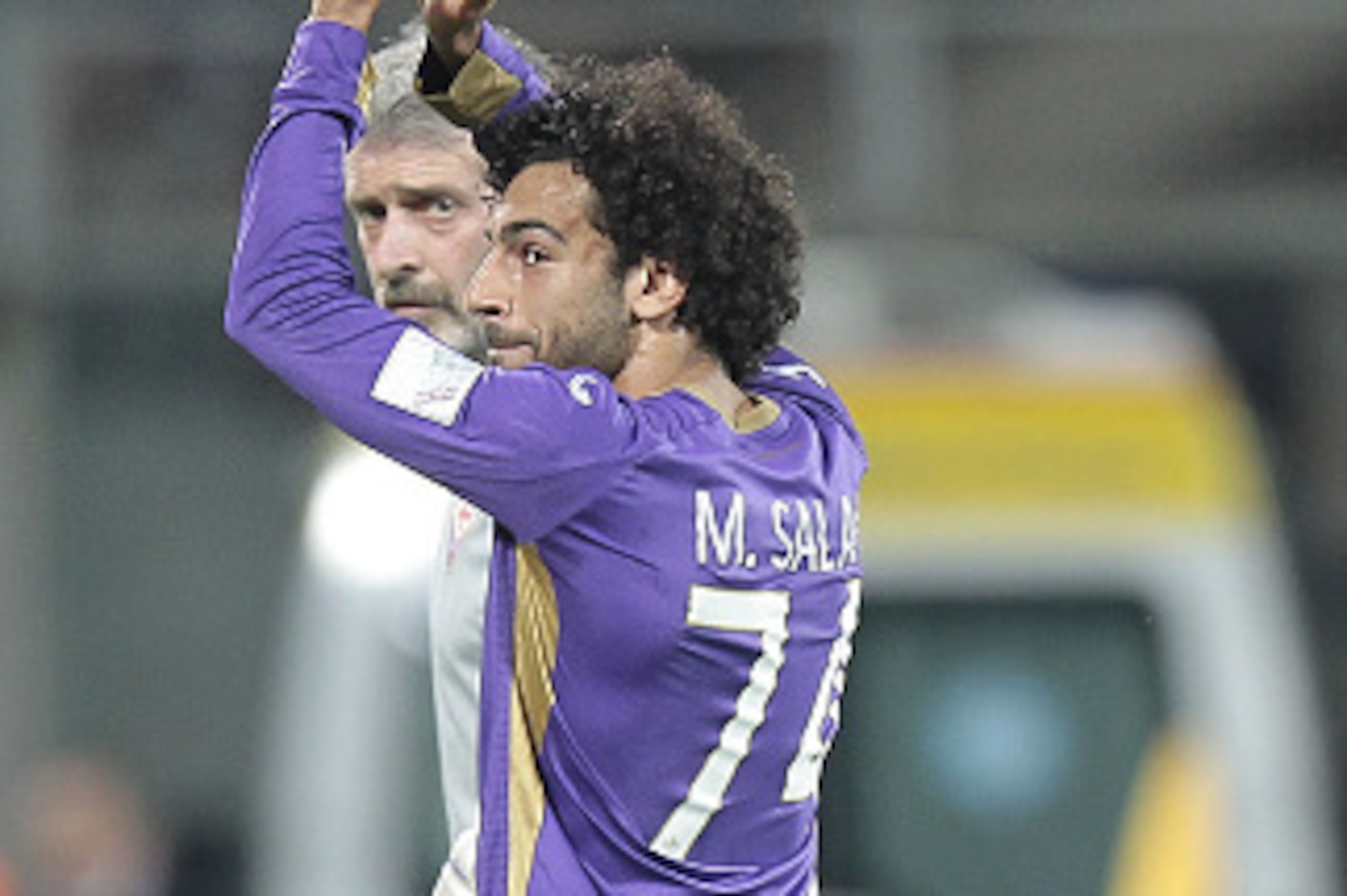 FLORENCE, ITALY - MAY 31: Mohamed Salah of ACF Fiorentina applauds during the Serie A match between ACF Fiorentina and AC Chievo Verona at Stadio Artemio Franchi on May 31, 2015 in Florence, Italy. (Photo by Gabriele Maltinti/Getty Images) FLORENCE, ITALY - MAY 31: Mohamed Salah of ACF Fiorentina applauds during the Serie A match between ACF Fiorentina and AC Chievo Verona at Stadio Artemio Franchi on May 31, 2015 in Florence, Italy. (Photo by Gabriele Maltinti/Getty Images)