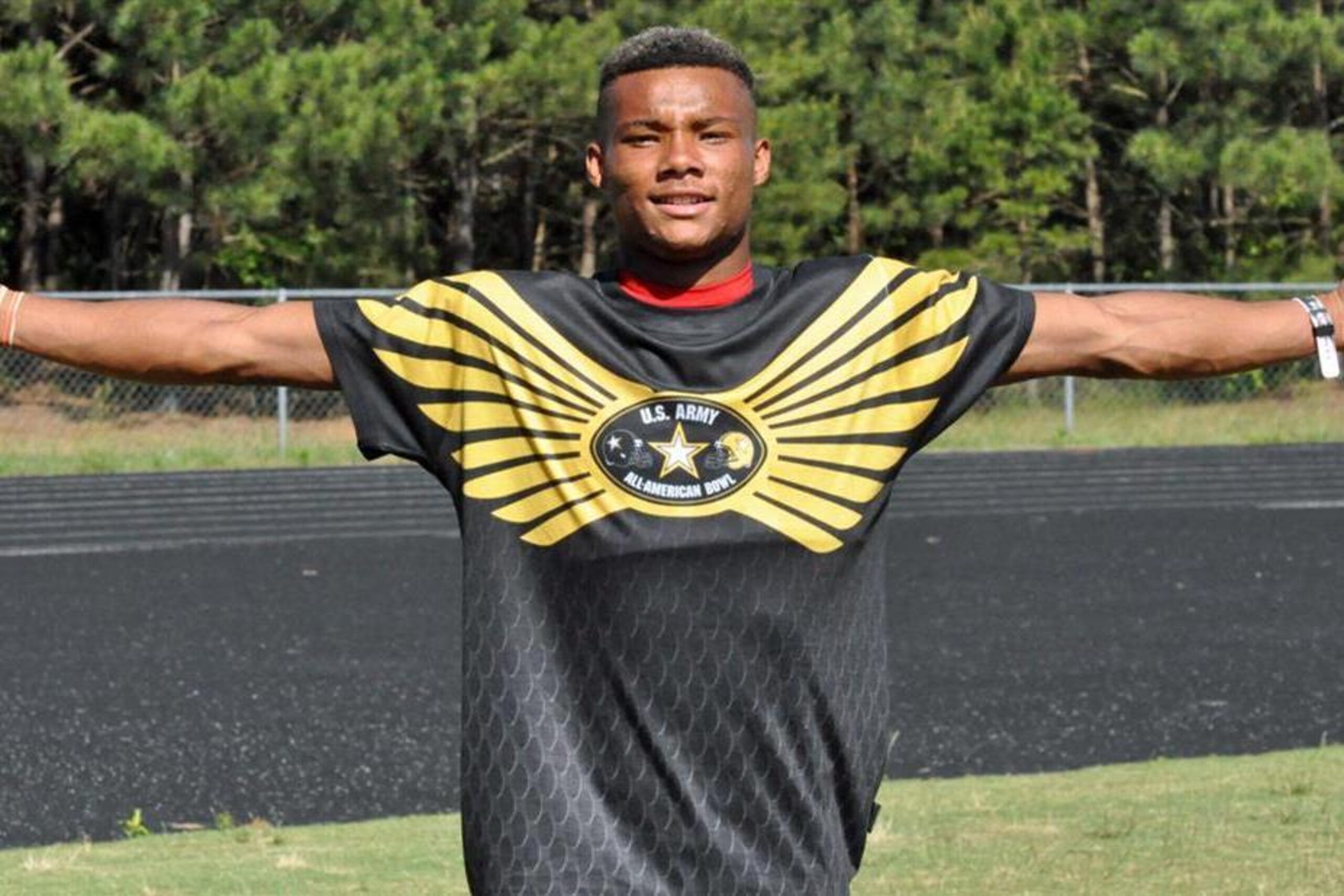 Demetris Robertson