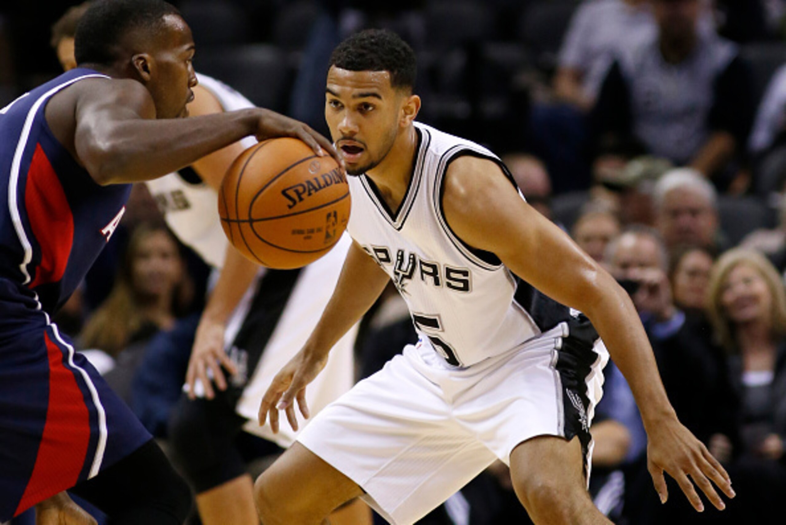 SAN ANTONIO, TX - NOVEMBER 5: Cory Joseph #5 of the San Antonio Spurs plays defense against the Atlanta Hawks at the AT&T Center on November 5, 2014 in San Antonio, Texas. NOTE TO USER: User expressly acknowledges and agrees that, by downloading to the te SAN ANTONIO, TX - NOVEMBER 5: Cory Joseph #5 of the San Antonio Spurs plays defense against the Atlanta Hawks at the AT&T Center on November 5, 2014 in San Antonio, Texas. NOTE TO USER: User expressly acknowledges and agrees that, by downloading to the te