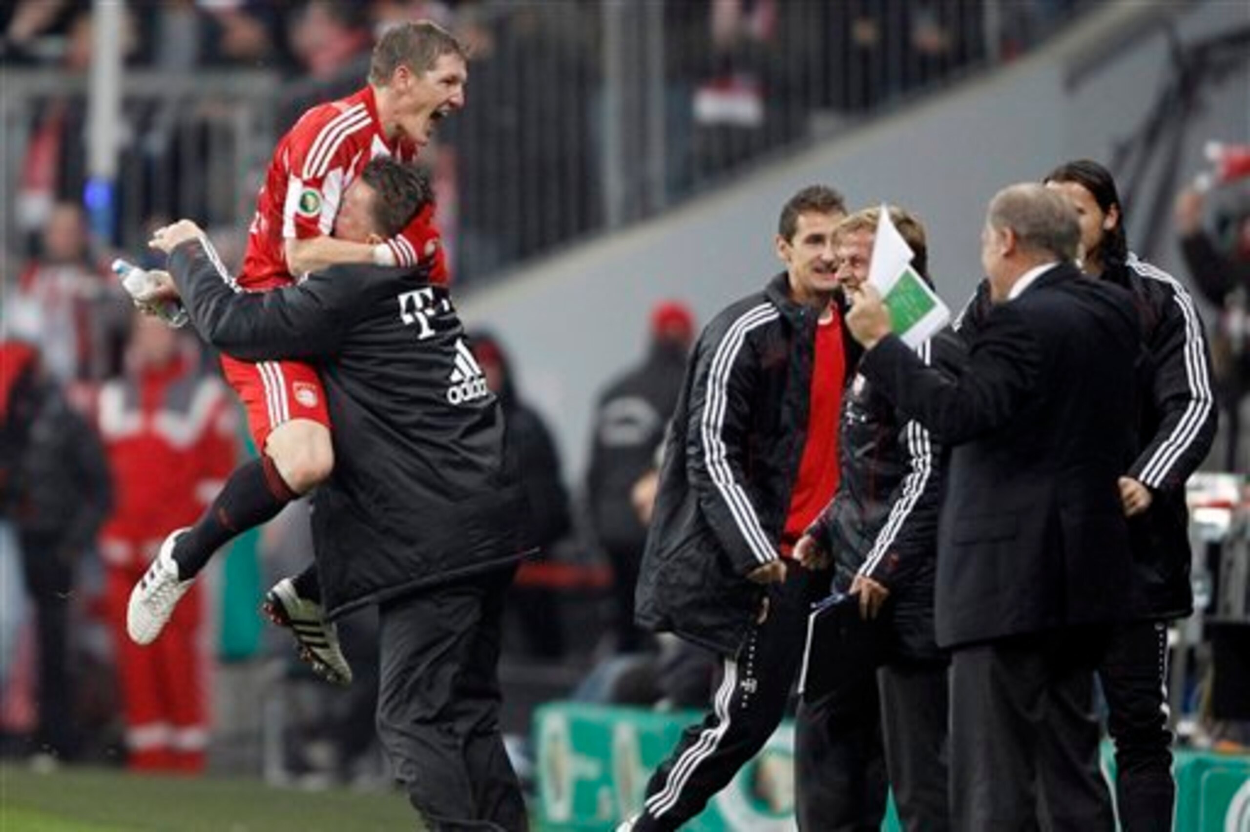 Schweinsteiger and Van Gaal have worked well together in the past. Schweinsteiger and Van Gaal have worked well together in the past.