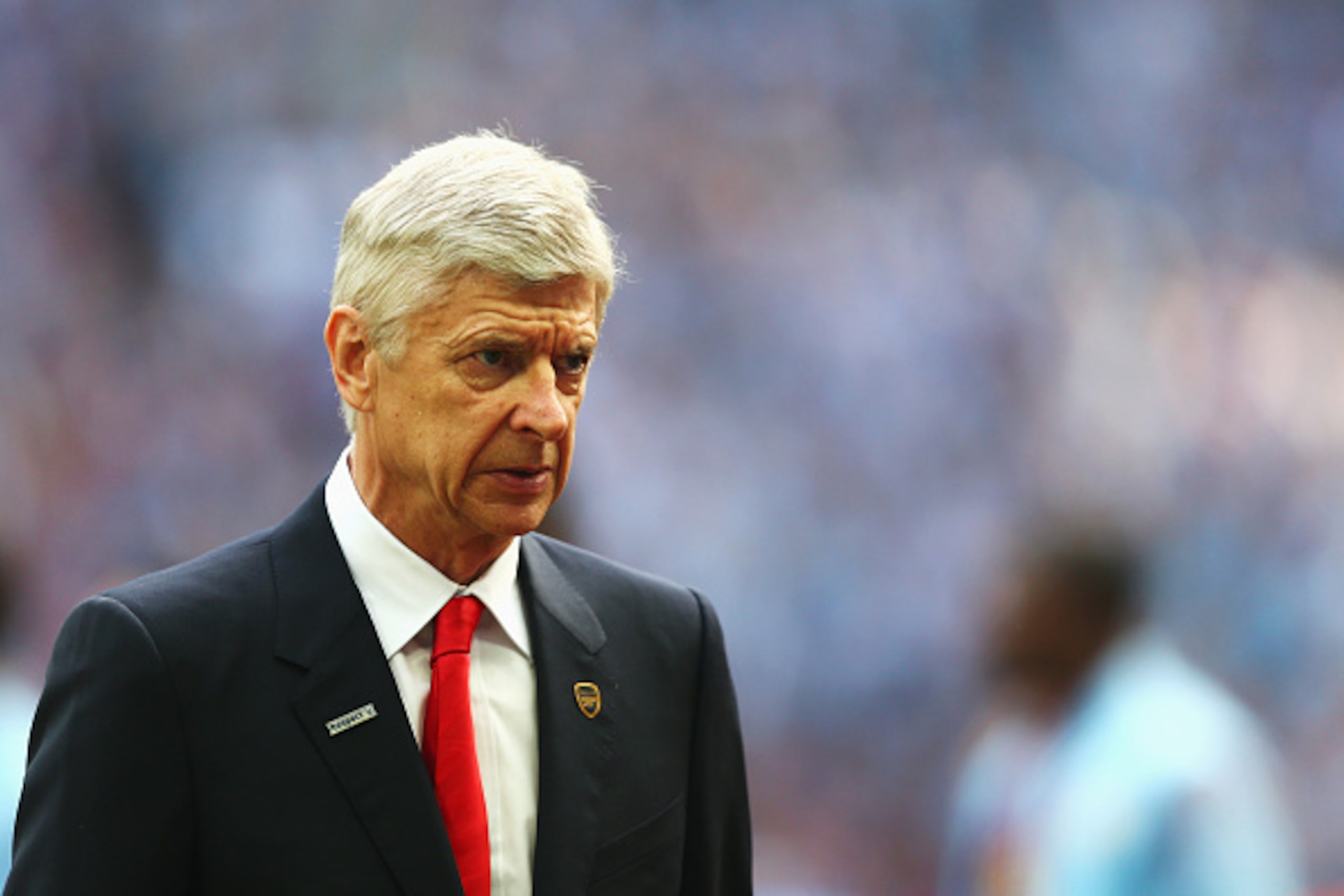 LONDON, ENGLAND - MAY 30:  Arsene Wenger manager of Arsenal looks on prior to during the FA Cup Final between Aston Villa and Arsenal at Wembley Stadium on May 30, 2015 in London, England.  (Photo by Paul Gilham/Getty Images)
