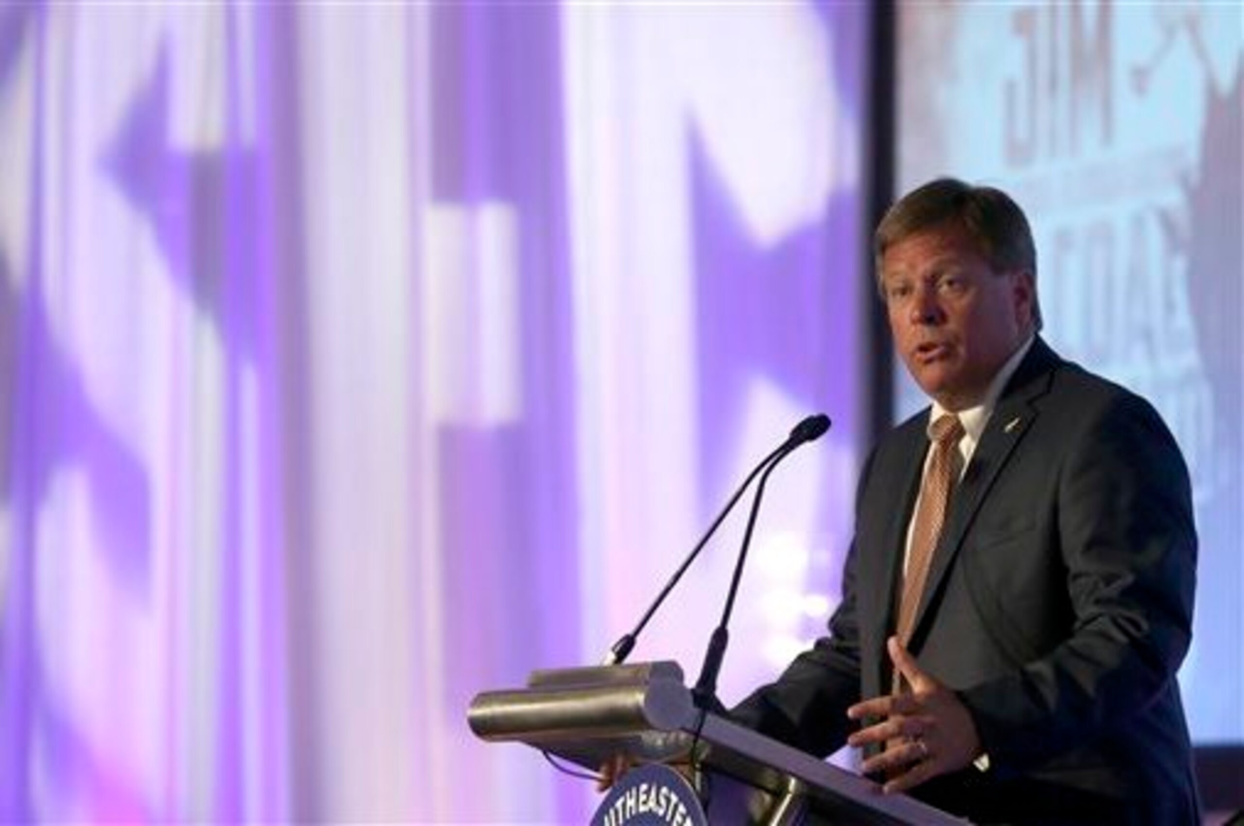 Florida HC Jim McElwain