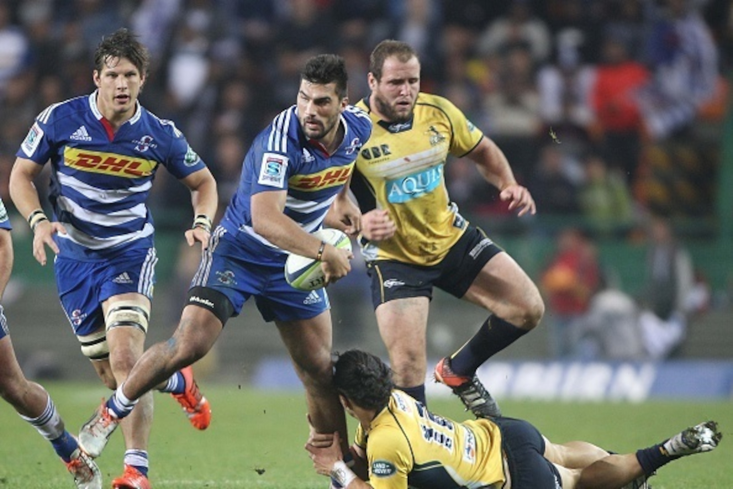CAPE TOWN, SOUTH AFRICA - JUNE 20: Damian de Allende of the Stormers during the Super Rugby match between DHL Stormers and Brumbies at DHL Newlands Stadium on June 20, 2015 in Cape Town, South Africa. (Photo by Luke Walker/Gallo Images/Getty Images)