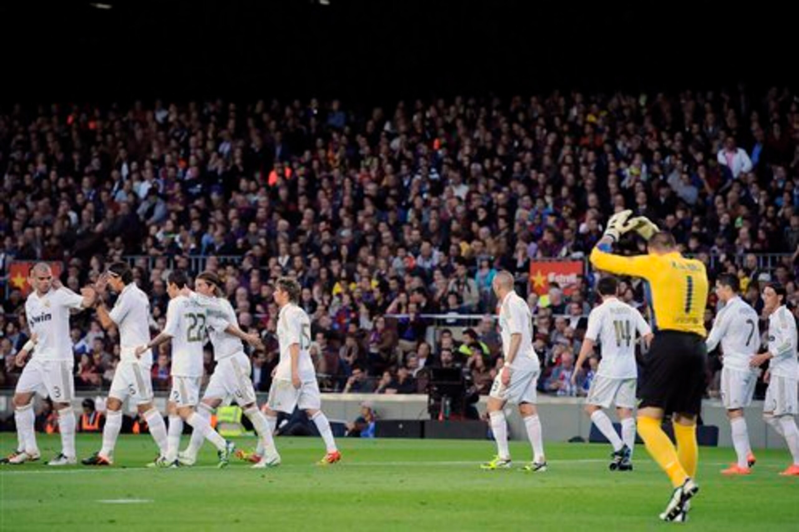 Could Valdes really join Real next season?