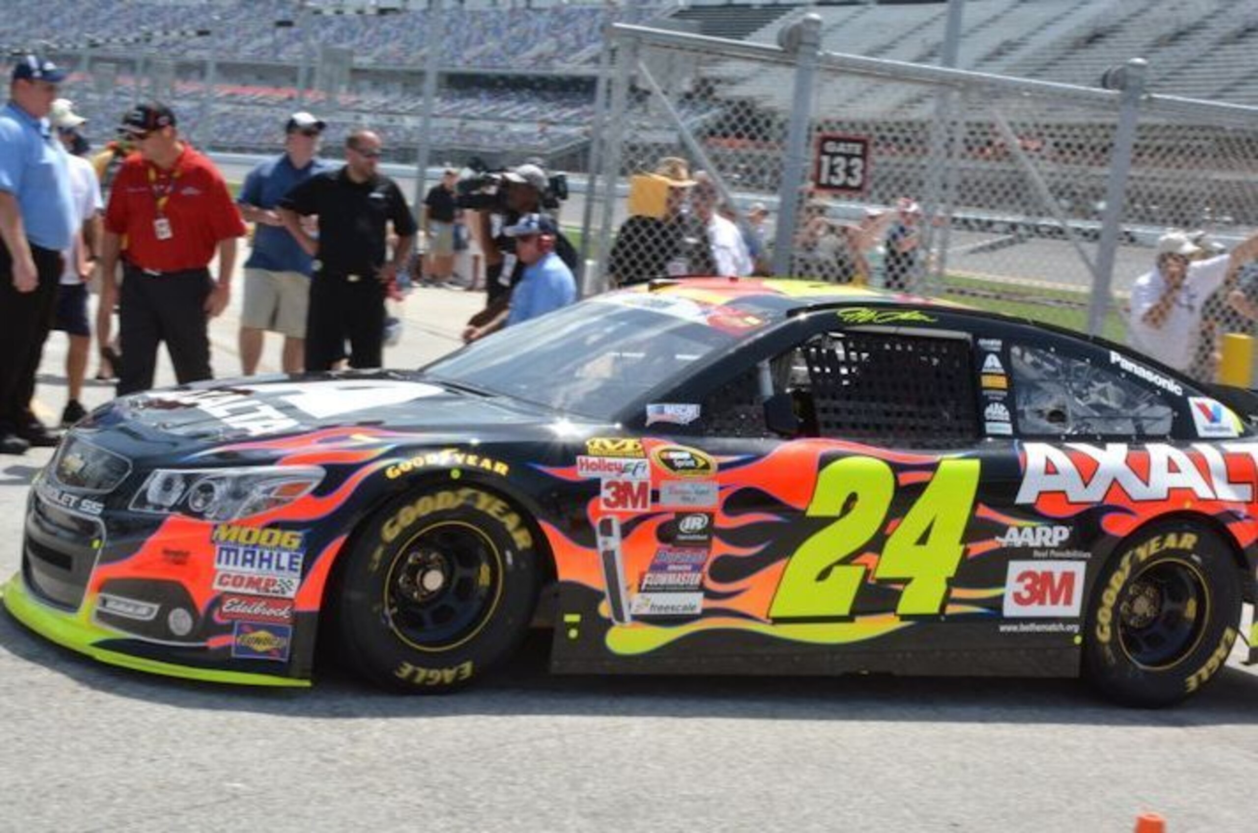 Jeff Gordon going to the garage at Daytona. Jeff Gordon going to the garage at Daytona.