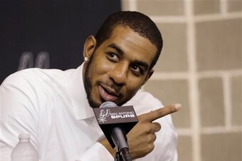 With his Spurs deal, LaMarcus Aldridge opted to stay off the 2016 market.