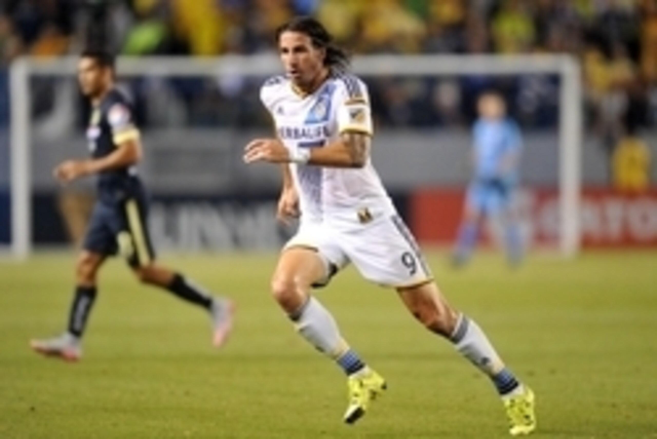 July 11, 2015; Los Angeles, CA, USA; Los Angeles Galaxy  forward Alan Gordon (9) in action against Club America during the second half at Stubhub Center. Mandatory Credit: Gary A. Vasquez-USA TODAY Sports