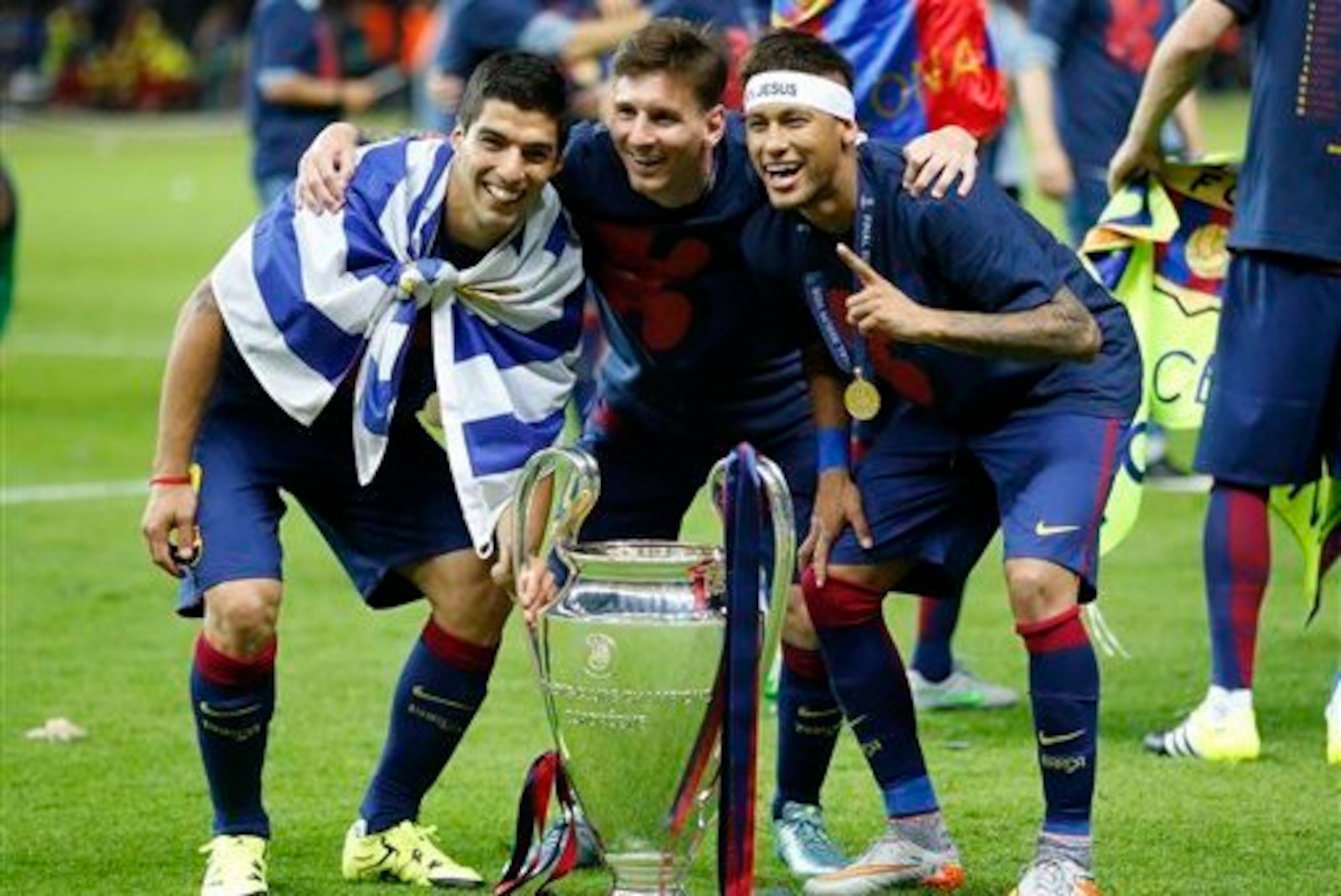 If Neymar carries on working hard, there is no reason to think that he will not become the main component of a future Barca. If Neymar carries on working hard, there is no reason to think that he will not become the main component of a future Barca.