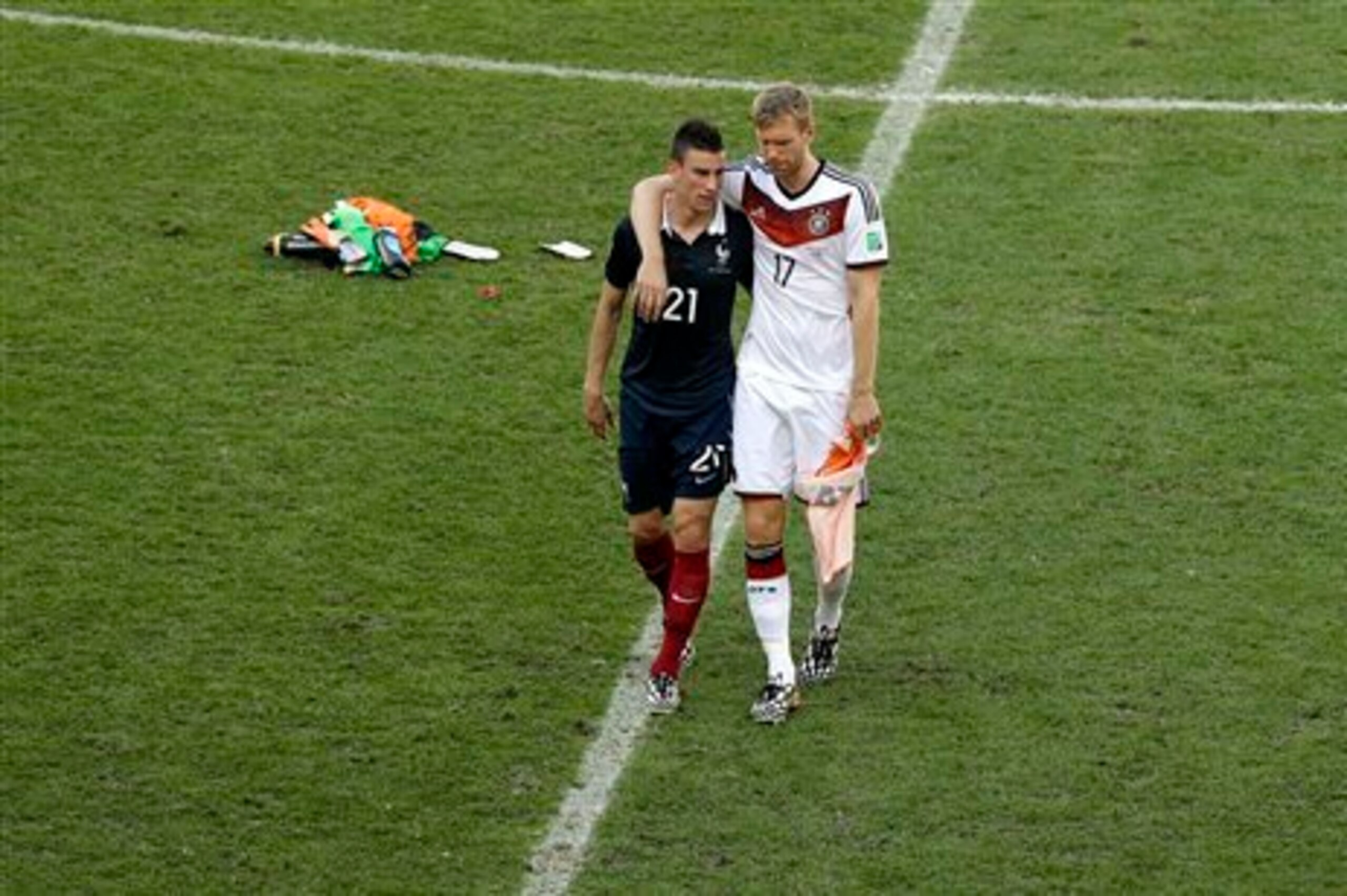 Romagnoli would find it tough to oust Mertesacker or Koscielny. Romagnoli would find it tough to oust Mertesacker or Koscielny.