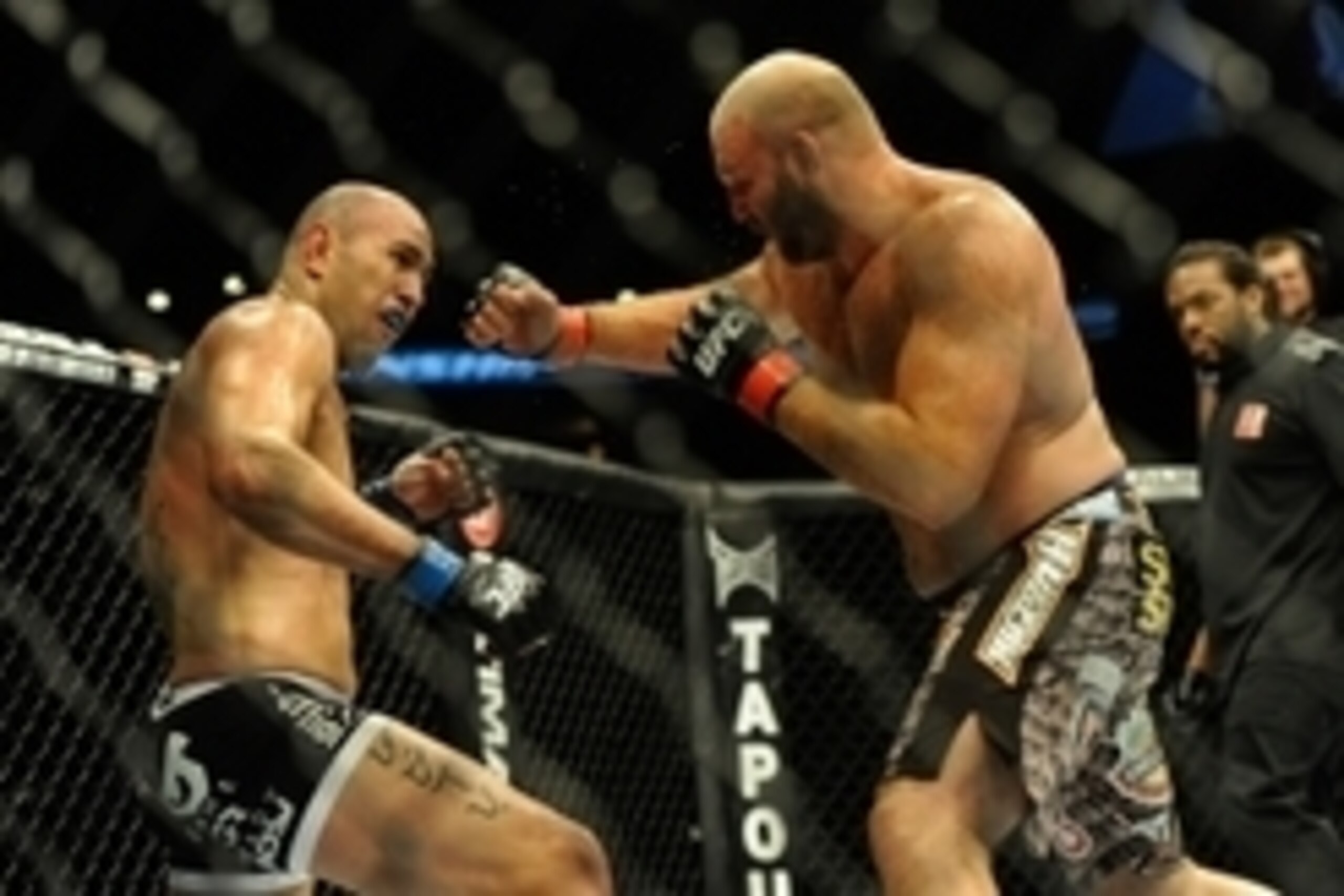 Aug 31, 2013; Milwaukee, WI, USA; Ben Rothwell (right) fights Brandon Vera during the UFC-164 bout at BMO Harris Bradley Center. Mandatory Credit: Benny Sieu-USA TODAY Sports Aug 31, 2013; Milwaukee, WI, USA; Ben Rothwell (right) fights Brandon Vera during the UFC-164 bout at BMO Harris Bradley Center. Mandatory Credit: Benny Sieu-USA TODAY Sports