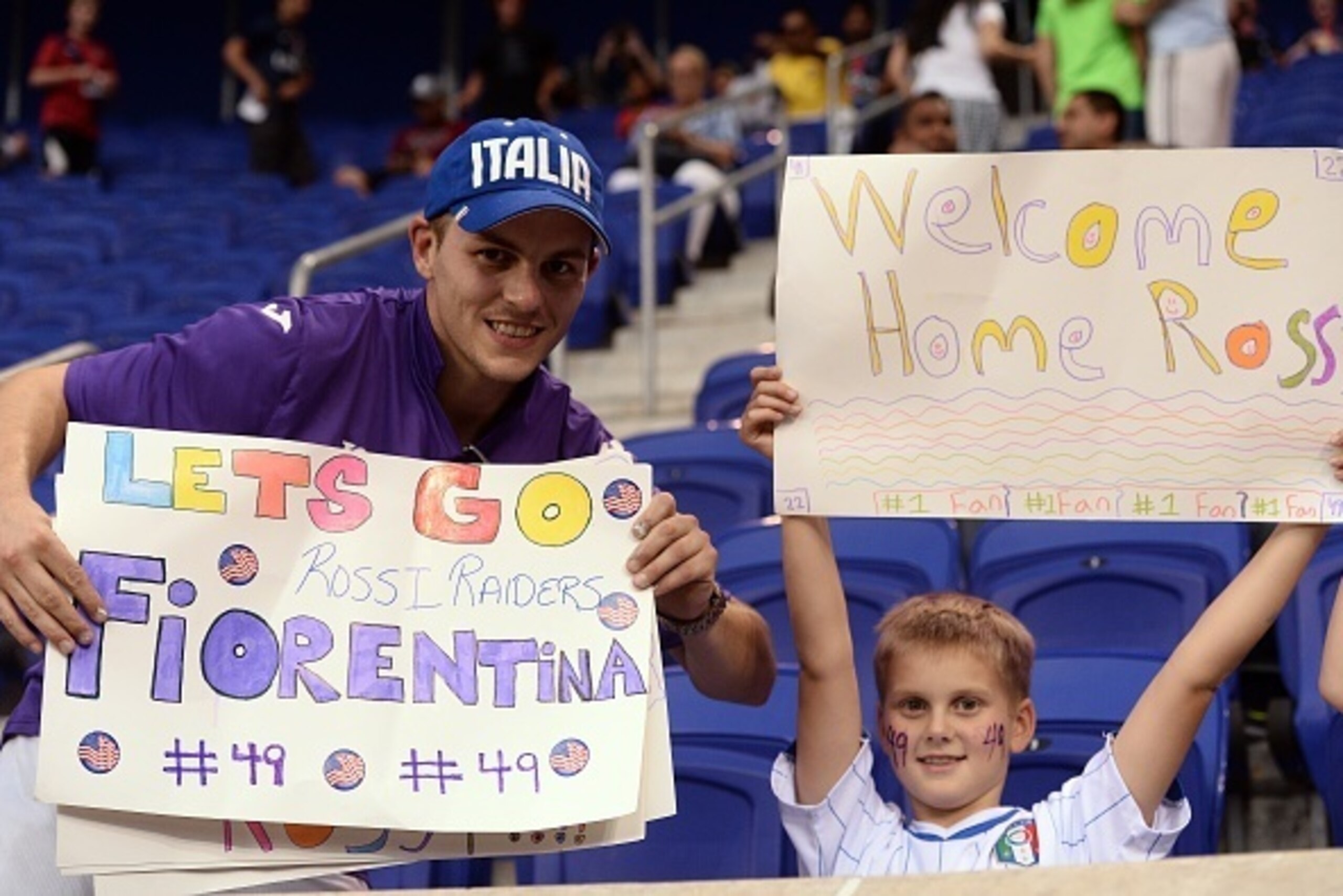 Fiorentina supporters cheer before their International Champions Cup match against Paris St. Germain at the Red Bull Arena in Harrison, New Jersey, on July 21, 2015. AFP PHOTO/JEWEL SAMAD (Photo credit should read JEWEL SAMAD/AFP/Getty Images) Fiorentina supporters cheer before their International Champions Cup match against Paris St. Germain at the Red Bull Arena in Harrison, New Jersey, on July 21, 2015. AFP PHOTO/JEWEL SAMAD (Photo credit should read JEWEL SAMAD/AFP/Getty Images)