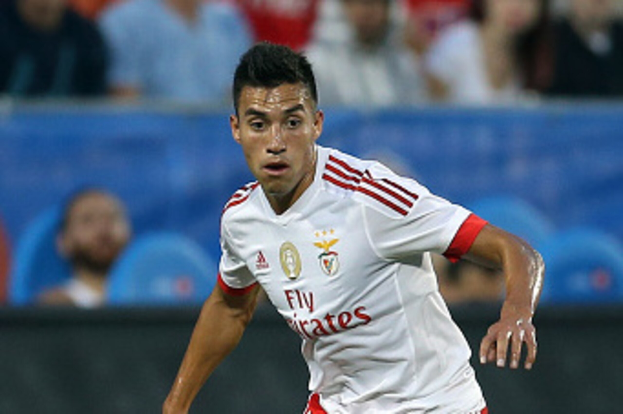 TORONTO, ON - JULY 18: Nico Gaitan #10 of Benfica in action during the 2015 International Champions Cup match against Paris Saint-Germain at BMO Field on July 18, 2015 in Toronto, Ontario, Canada. (Photo by Vaughn Ridley/Getty Images) TORONTO, ON - JULY 18: Nico Gaitan #10 of Benfica in action during the 2015 International Champions Cup match against Paris Saint-Germain at BMO Field on July 18, 2015 in Toronto, Ontario, Canada. (Photo by Vaughn Ridley/Getty Images)