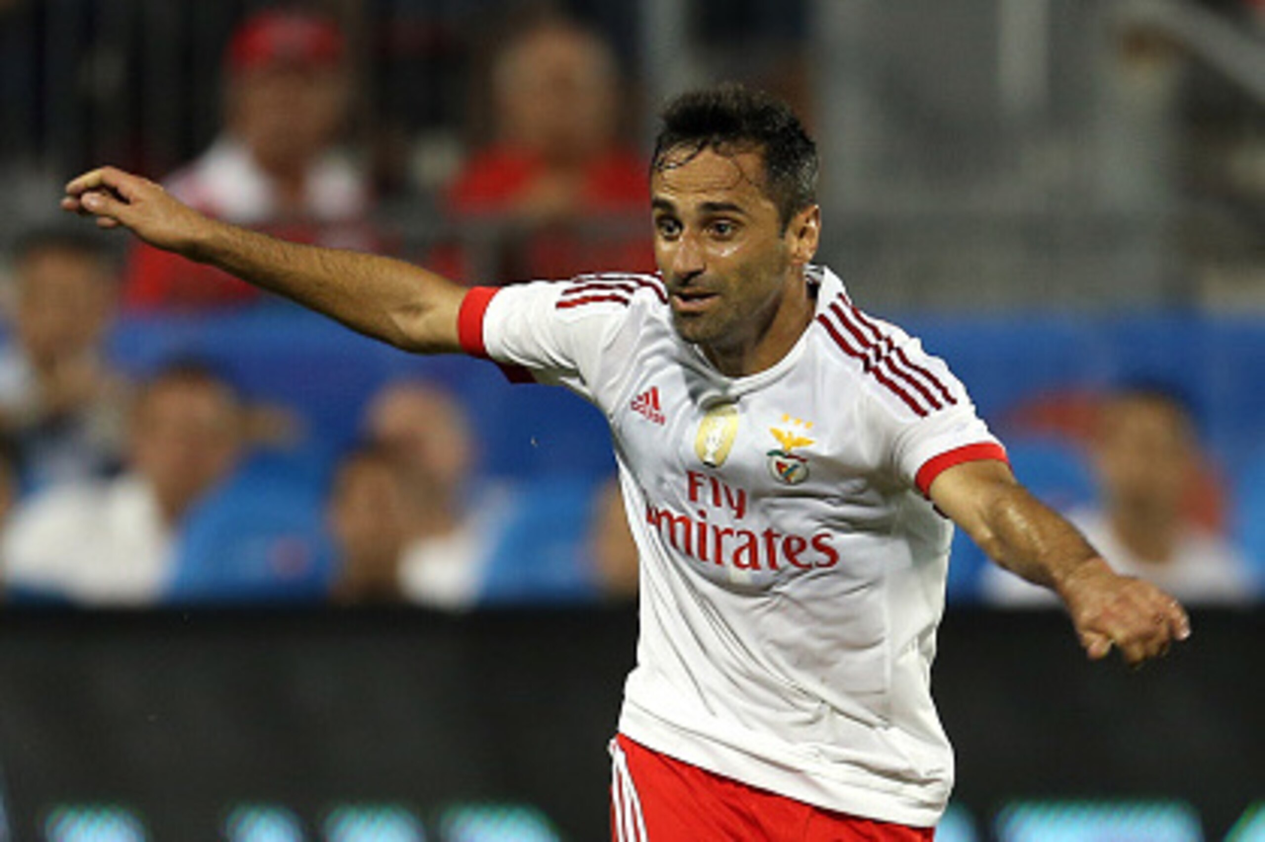 TORONTO, ON - JULY 18: Jonas #17 of Benfica in action during the 2015 International Champions Cup match against Paris Saint-Germain at BMO Field on July 18, 2015 in Toronto, Ontario, Canada. (Photo by Vaughn Ridley/Getty Images) TORONTO, ON - JULY 18: Jonas #17 of Benfica in action during the 2015 International Champions Cup match against Paris Saint-Germain at BMO Field on July 18, 2015 in Toronto, Ontario, Canada. (Photo by Vaughn Ridley/Getty Images)