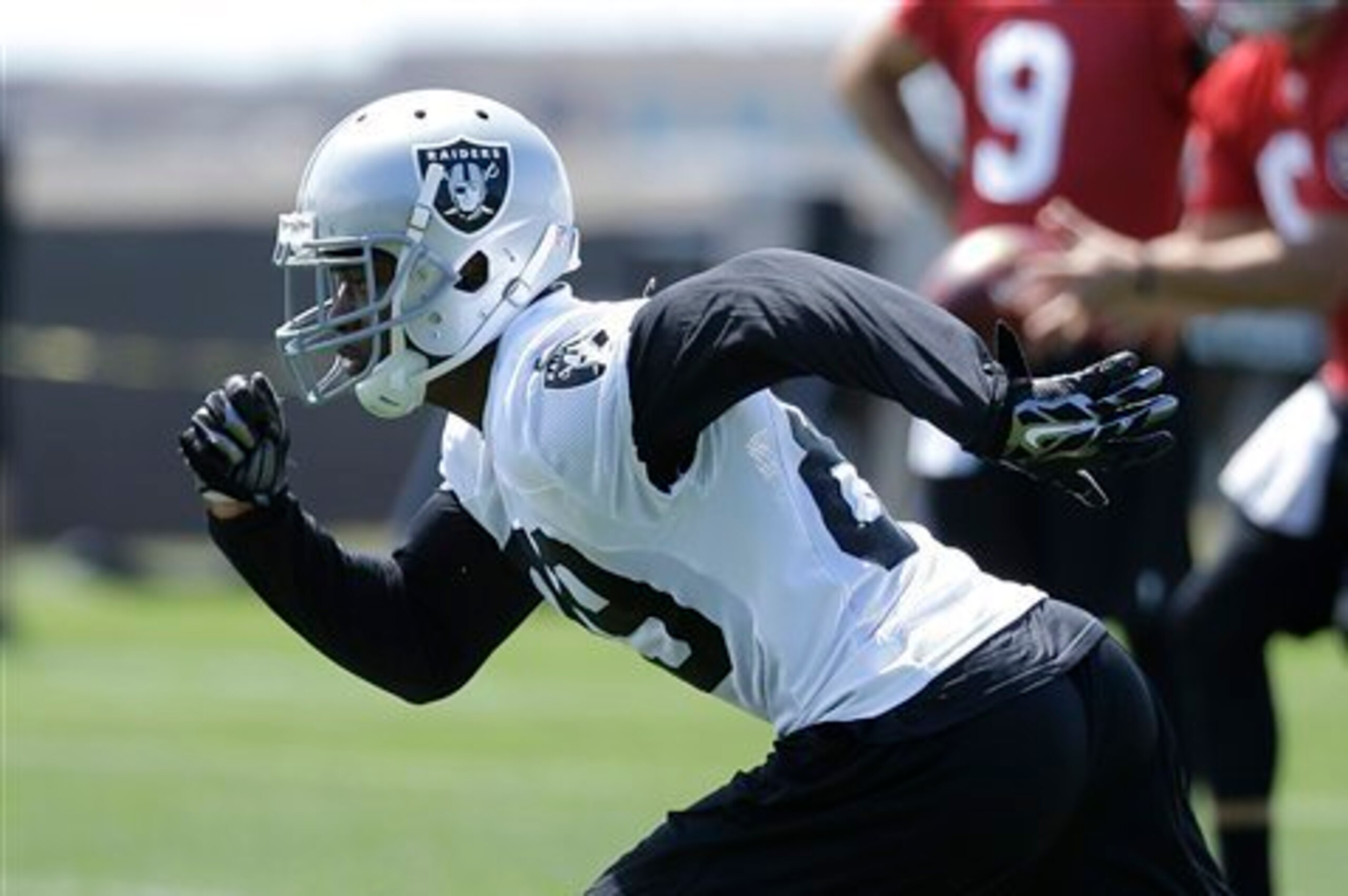 Former Alabama wide receiver Amari Cooper of the Oakland Raiders leads a strong SEC rookie class.