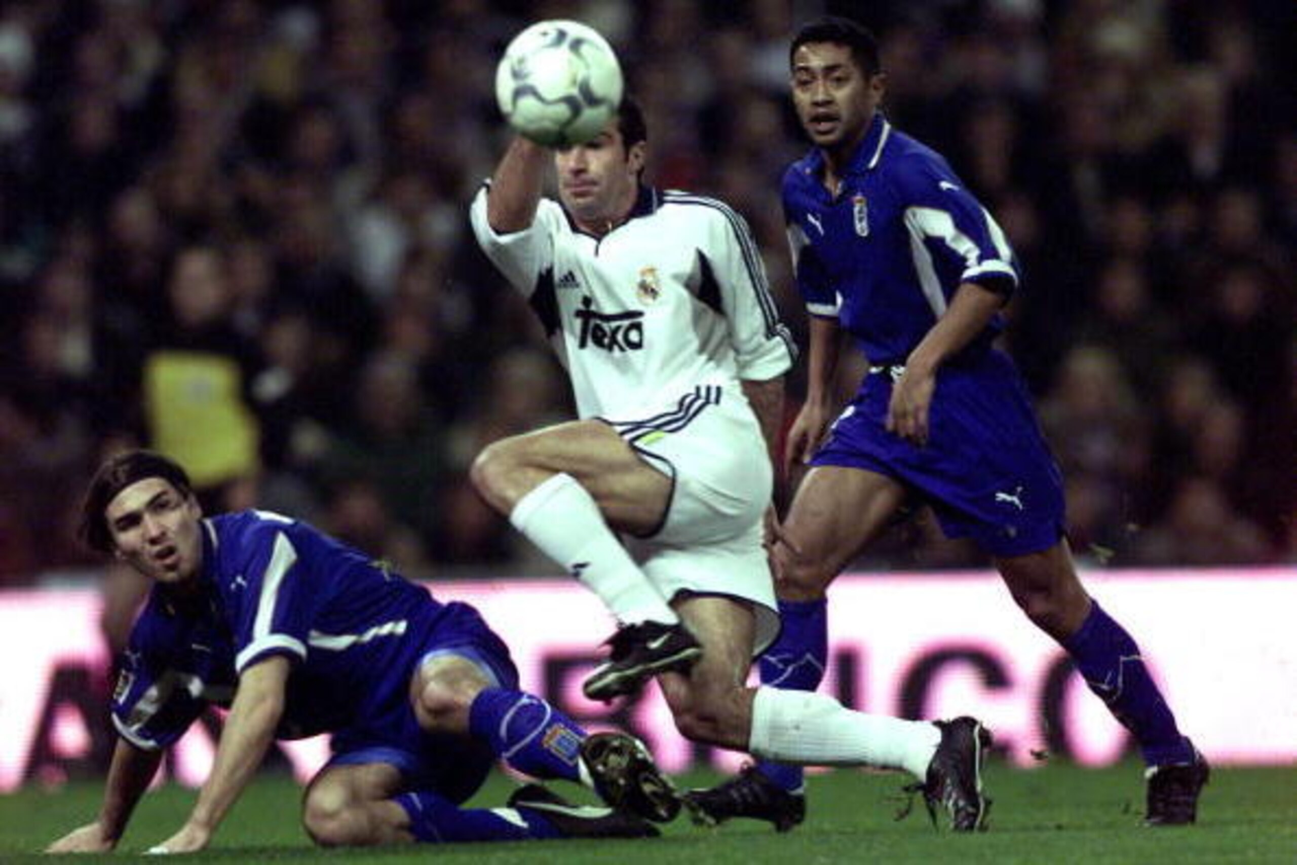 14 Jan 2001:    Luis Figol of Real Madrid in action during the Primera Liga match between Real Madrid and Oviedo at the Santiago Bernabeu Stadium, Spain. DIGITAL IMAGE Mandatory Credit: Firo Photo/ALLSPORT