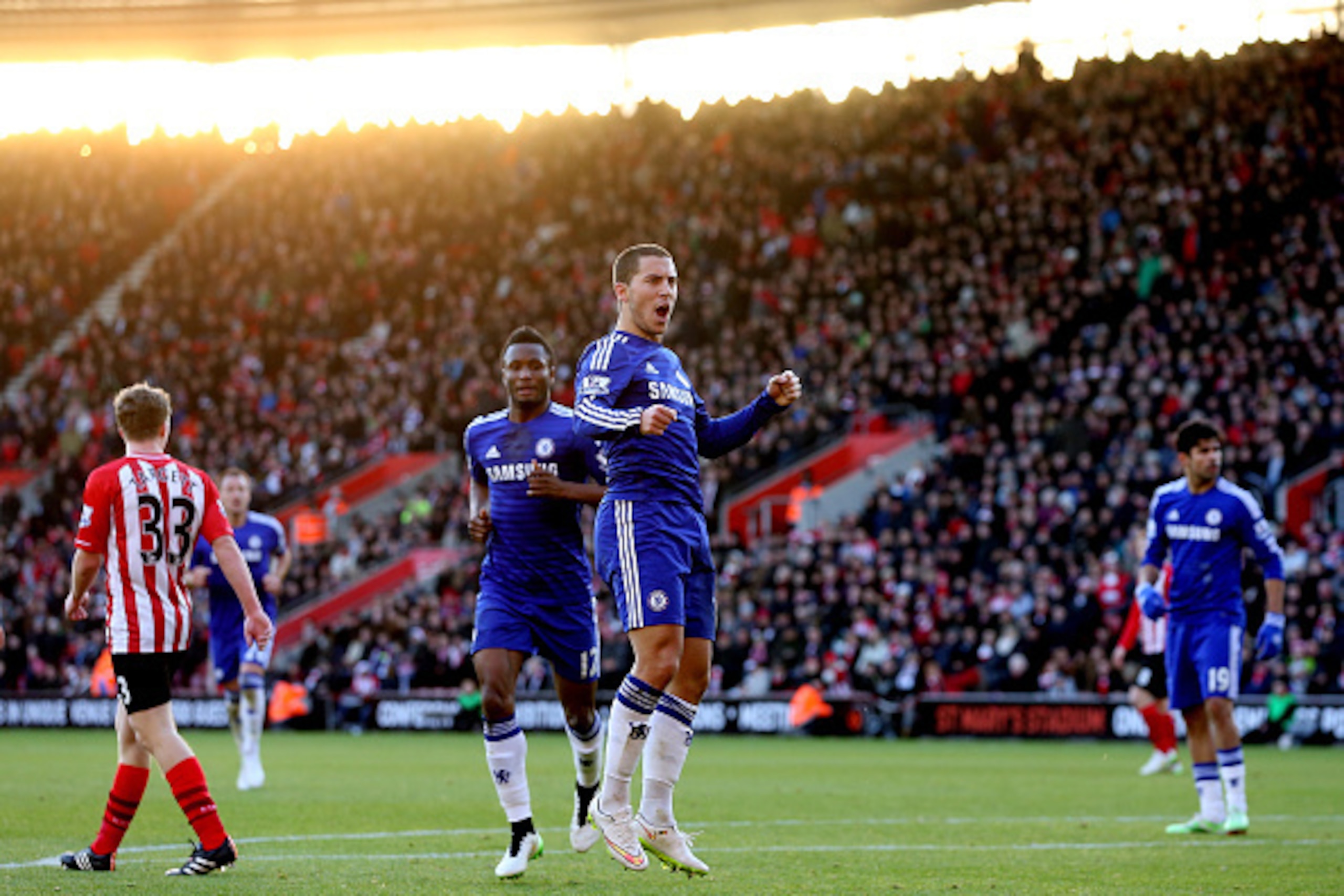 SOUTHAMPTON, ENGLAND - DECEMBER 28:  Chelsea's Eden Hazard celebrates after scoring their first goal during the Premier League match between Southampton and Chelsea at St Mary's Stadium on December 28, 2014 in Southampton, England.  (Photo by Scott Heavey