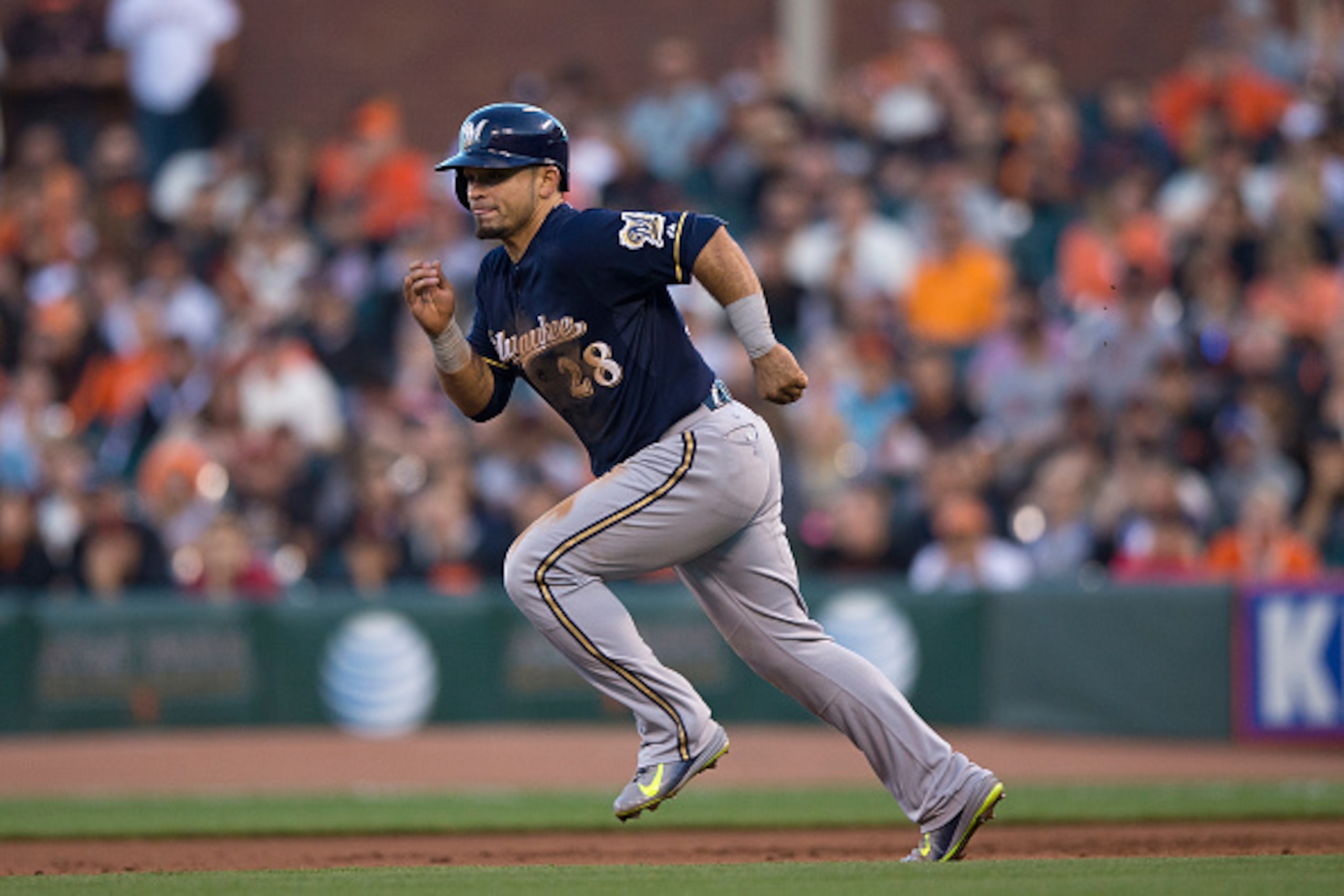 SAN FRANCISCO, CA - JULY 28:  Gerardo Parra #28 of the Milwaukee Brewers runs to second base against the San Francisco Giants during the third inning at AT&T Park on July 28, 2015 in San Francisco, California.  The Milwaukee Brewers defeated the San Franc