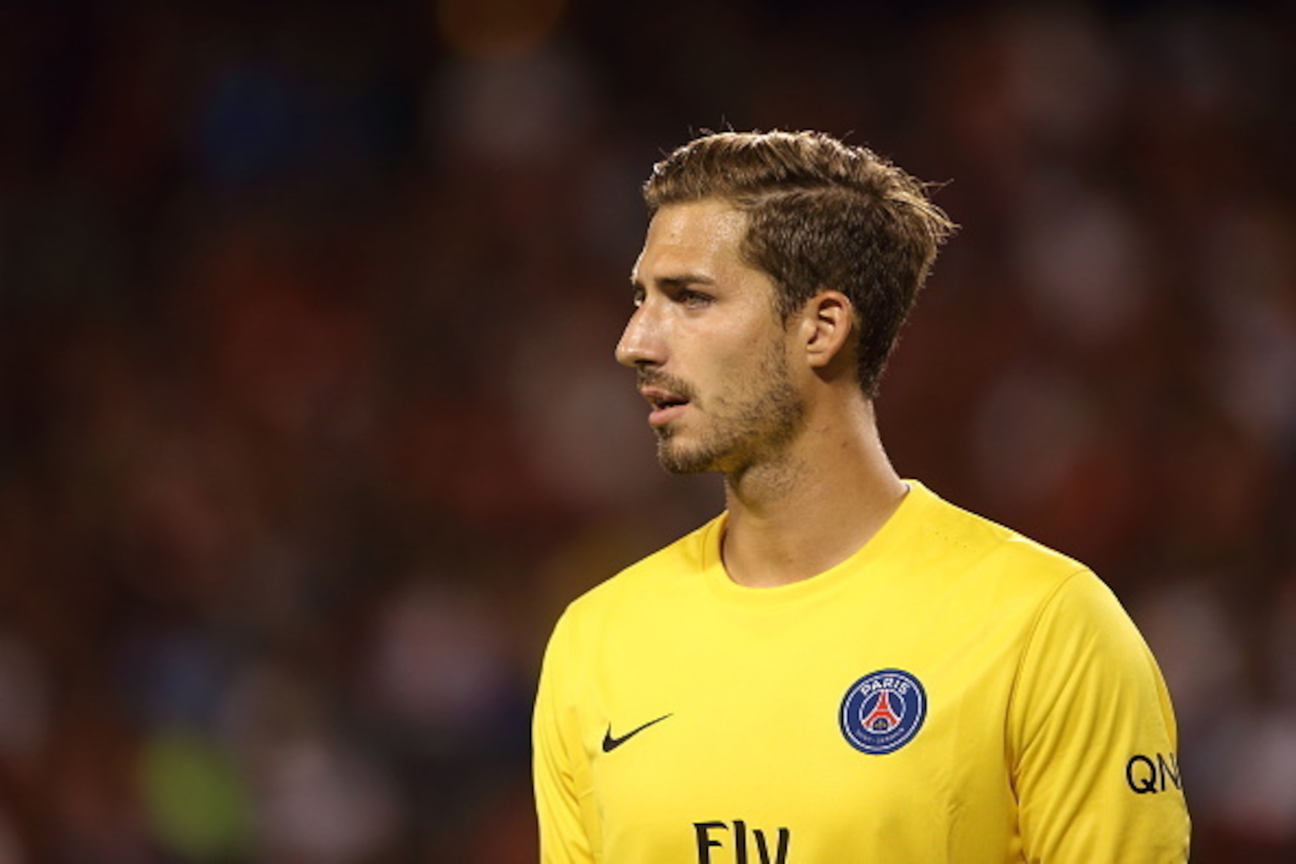 CHICAGO, UNITED STATES - JULY 29:  Kevin Trapp of Paris Saint-Germain during the International Champions Cup match between Manchester United and Paris Saint-Germain at Soldier Field on July 29, 2015 in Chicago, Illinois.  (Photo by Matthew Ashton - AMA/Ge