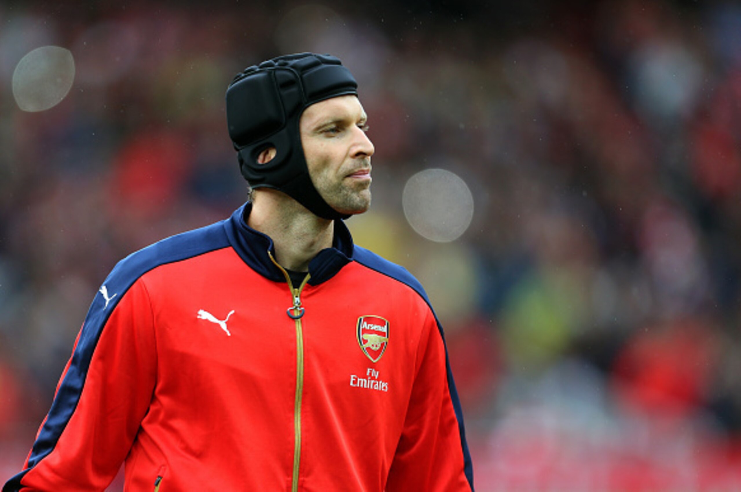 LONDON, ENGLAND - JULY 26:  Petr Cech of Arsenal during the Emirates Cup match between Arsenal and VfL Wolfsburg at Emirates Stadium on July 26, 2015 in London, England.  (Photo by Catherine Ivill - AMA/Getty Images).