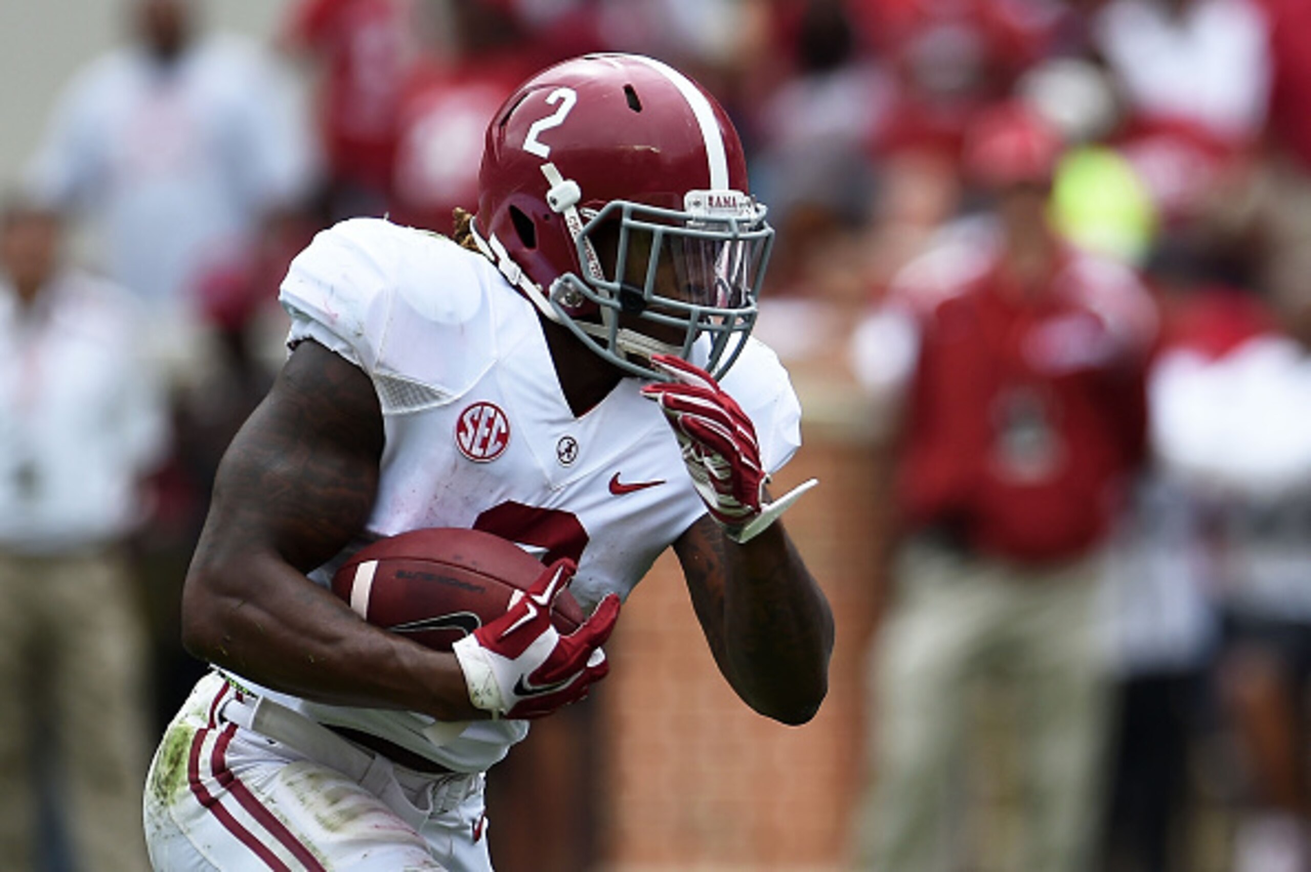 TUSCALOOSA, AL - APRIL 18:  Derrick Henry #2 of the White team runs for yards during the University of Alabama Crimson Tide A-day spring game at Bryant-Denny Stadium on April 18, 2015 in Tuscaloosa, Alabama.  (Photo by Stacy Revere/Getty Images)