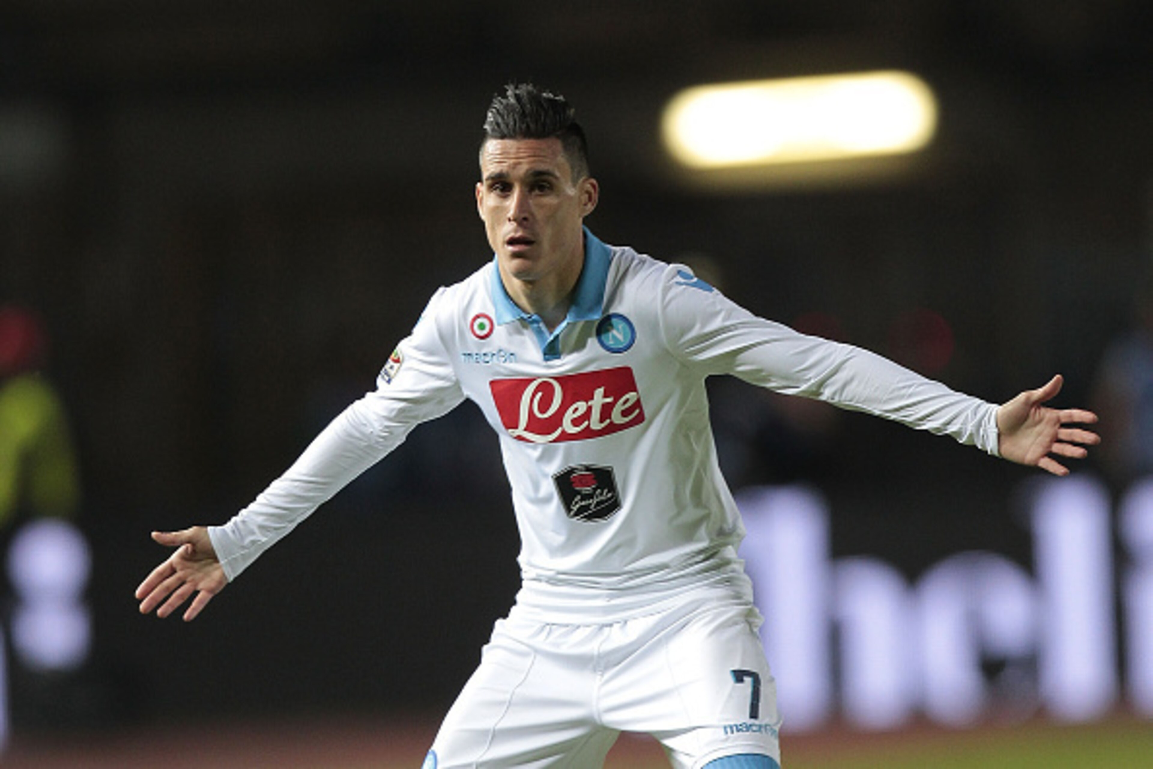EMPOLI, ITALY - APRIL 30: Jose' Maria Callejon of SSC Napoli gestures during the Serie A match between Empoli FC and SSC Napoli at Stadio Carlo Castellani on April 30, 2015 in Empoli, Italy.  (Photo by Gabriele Maltinti/Getty Images)