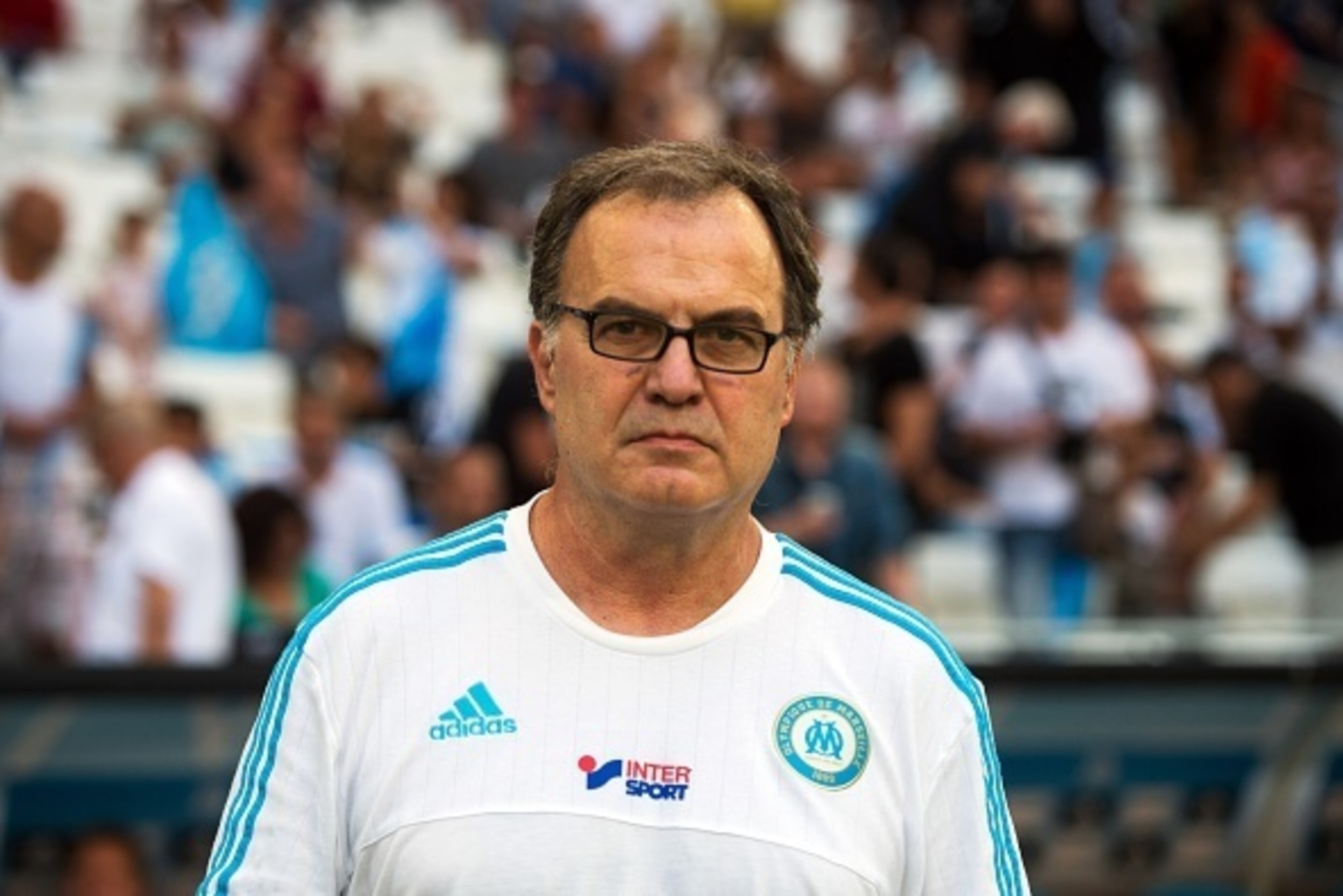 Marseille's Argentinian head coach Marcelo Bielsa looks on prior to the Robert Louis-Dreyfus trophy friendly football match Olympique de Marseille vs Juventus on August 1, 2015 at the Velodrome stadium in Marseille, southern France. AFP PHOTO / BERTRAND L Marseille's Argentinian head coach Marcelo Bielsa looks on prior to the Robert Louis-Dreyfus trophy friendly football match Olympique de Marseille vs Juventus on August 1, 2015 at the Velodrome stadium in Marseille, southern France. AFP PHOTO / BERTRAND L