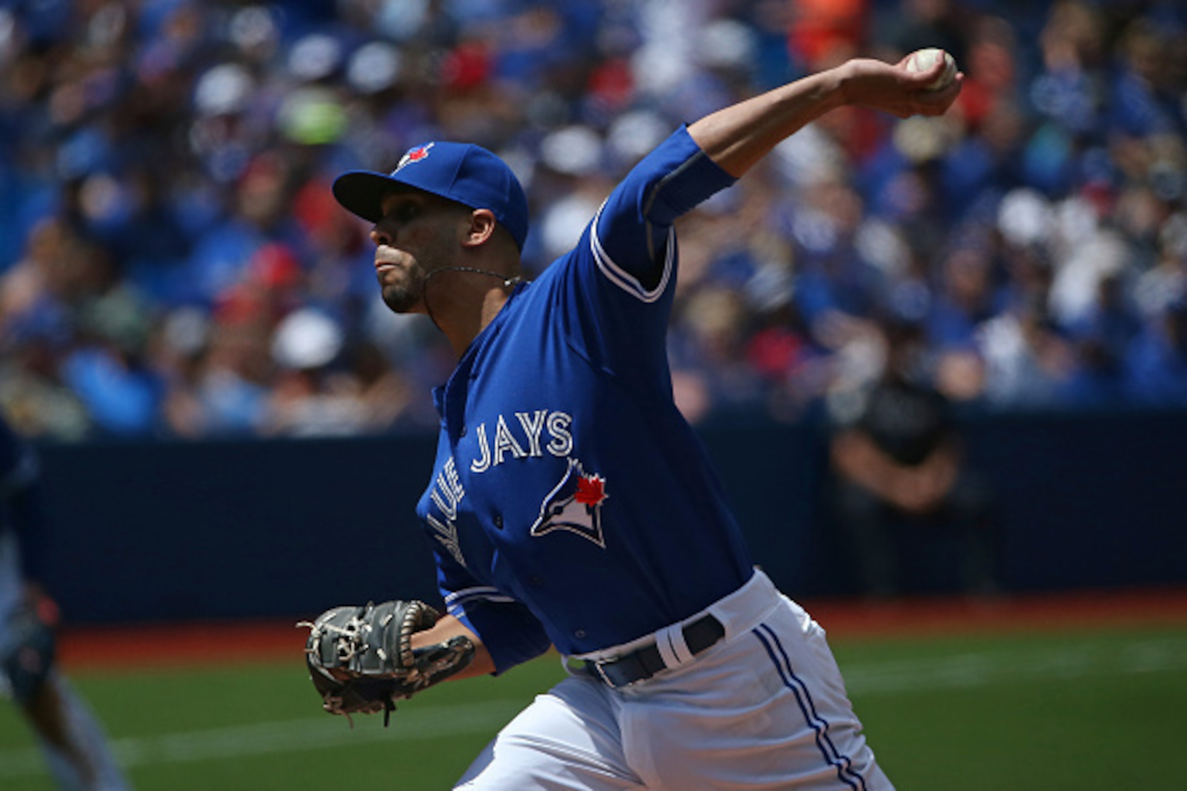 TORONTO, CANADA - AUGUST 3: David Price #14 of the Toronto Blue Jays delivers a pitch in the second inning during MLB game action against the Minnesota Twins on August 3, 2015 at Rogers Centre in Toronto, Ontario, Canada. (Photo by Tom Szczerbowski/Getty TORONTO, CANADA - AUGUST 3: David Price #14 of the Toronto Blue Jays delivers a pitch in the second inning during MLB game action against the Minnesota Twins on August 3, 2015 at Rogers Centre in Toronto, Ontario, Canada. (Photo by Tom Szczerbowski/Getty